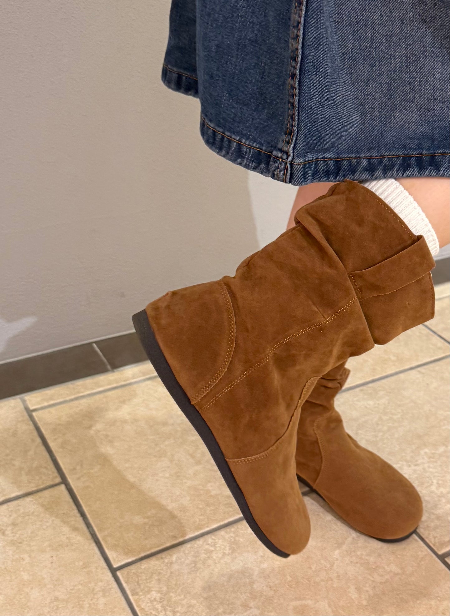 ライトブラウンショートブーツ DPA43691