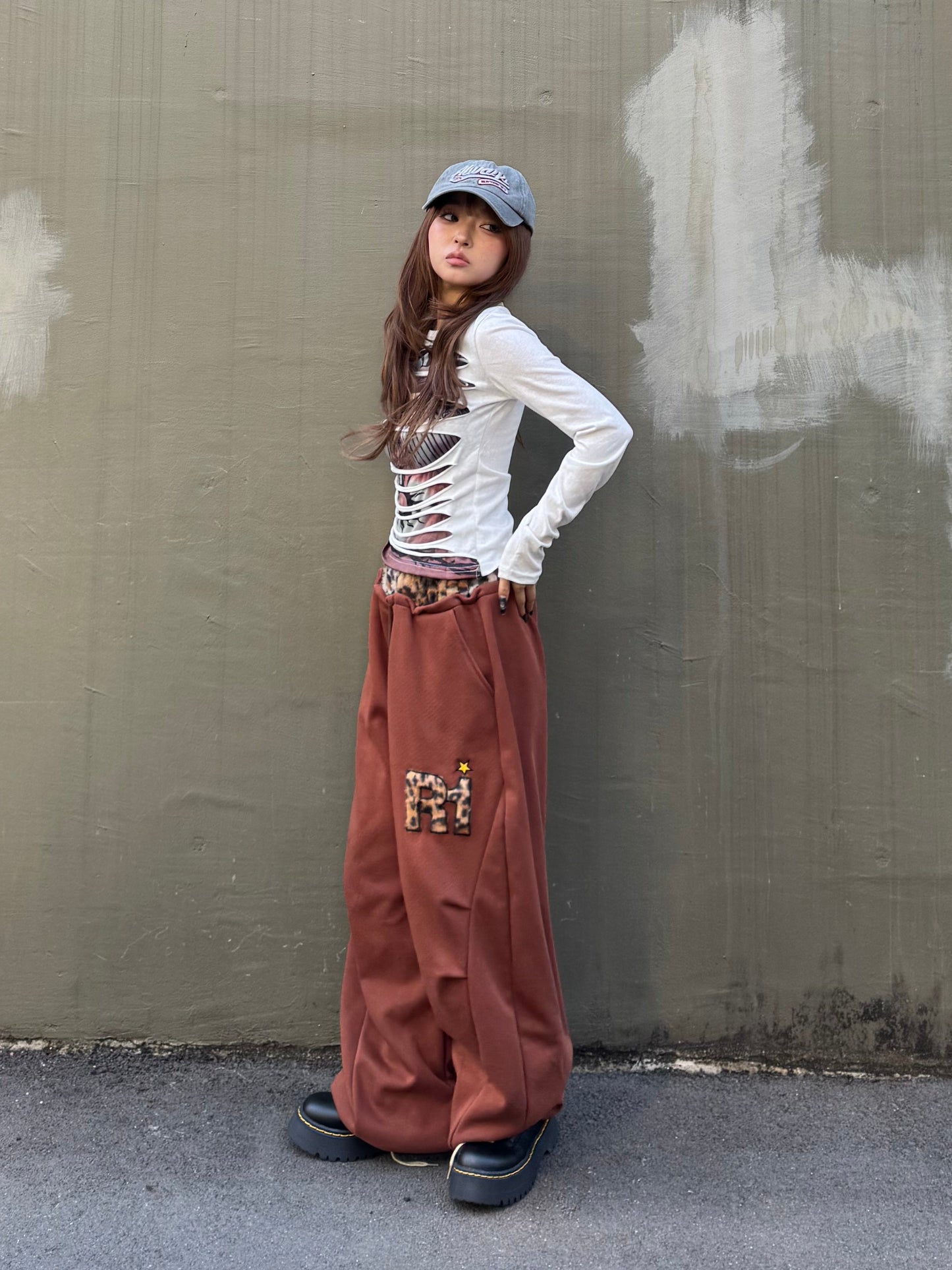 ポイントレオパードスウェットパンツ DPB86185