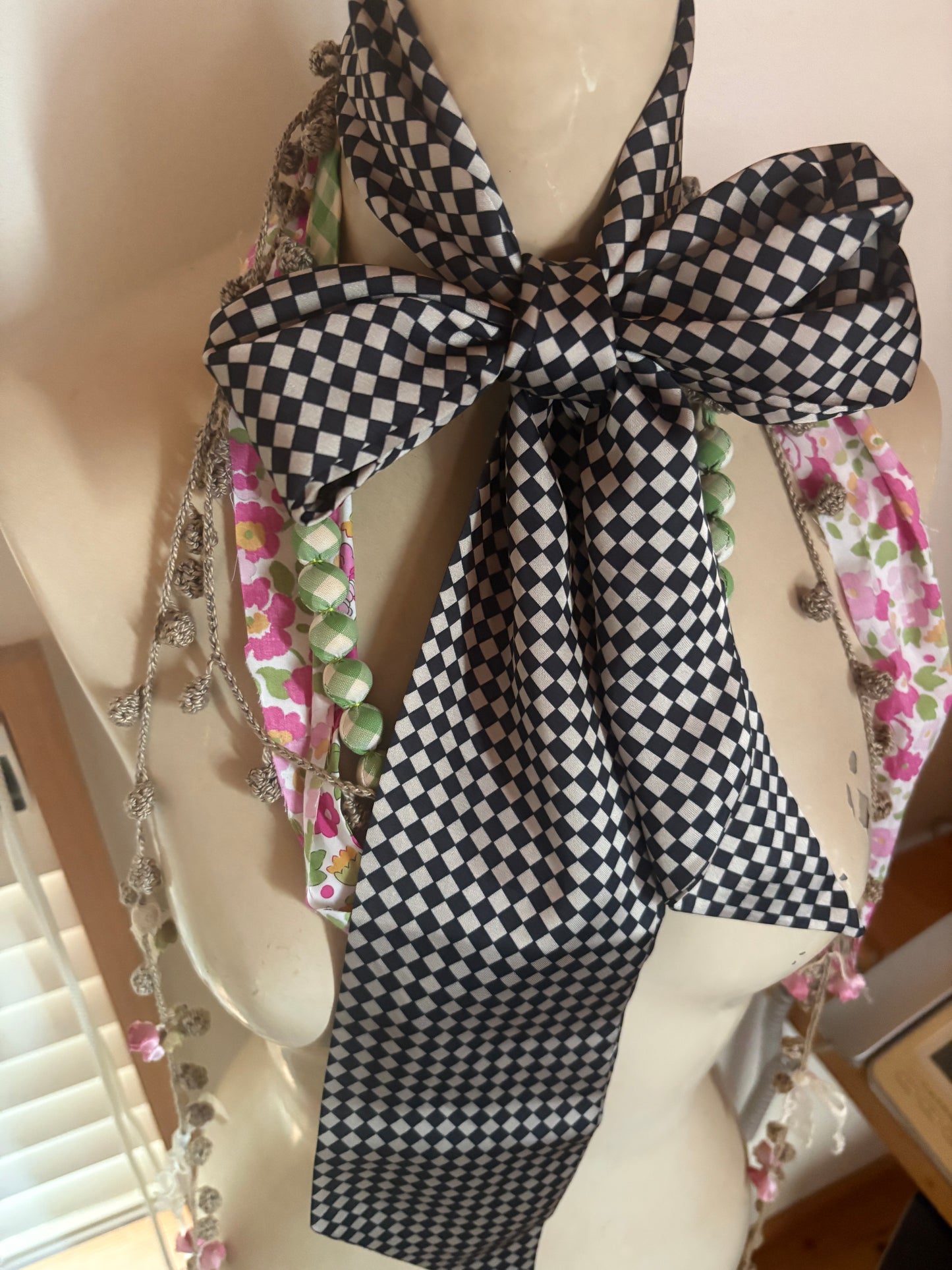 ブロックチェックスカーフ DPA43700