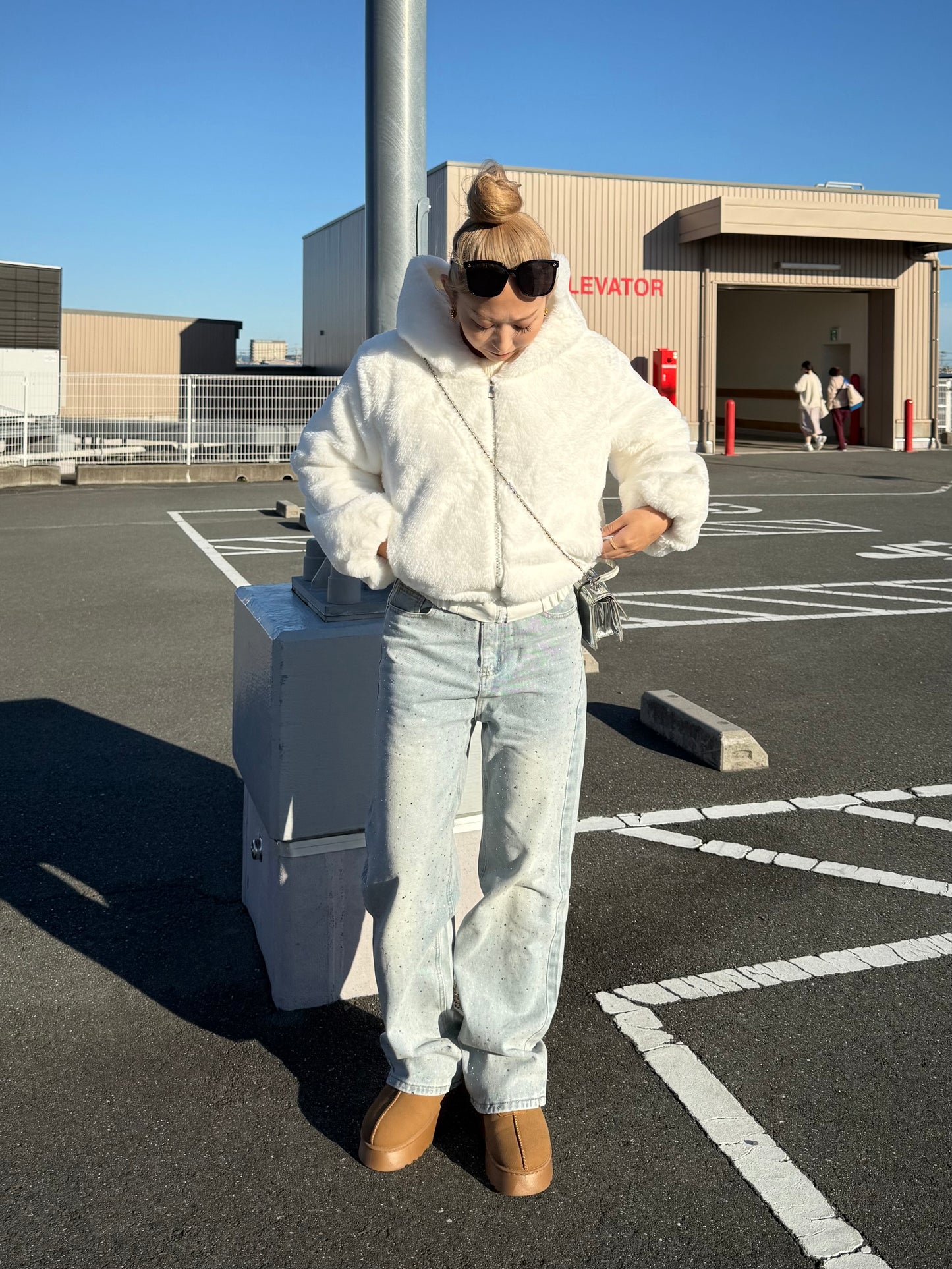 フード付きファージャケット DPB73491