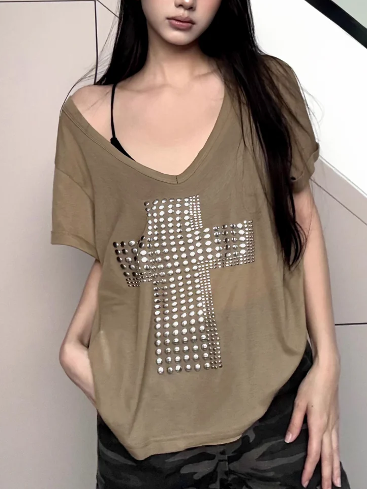 スタッズワイドネックTシャツ DPB71749