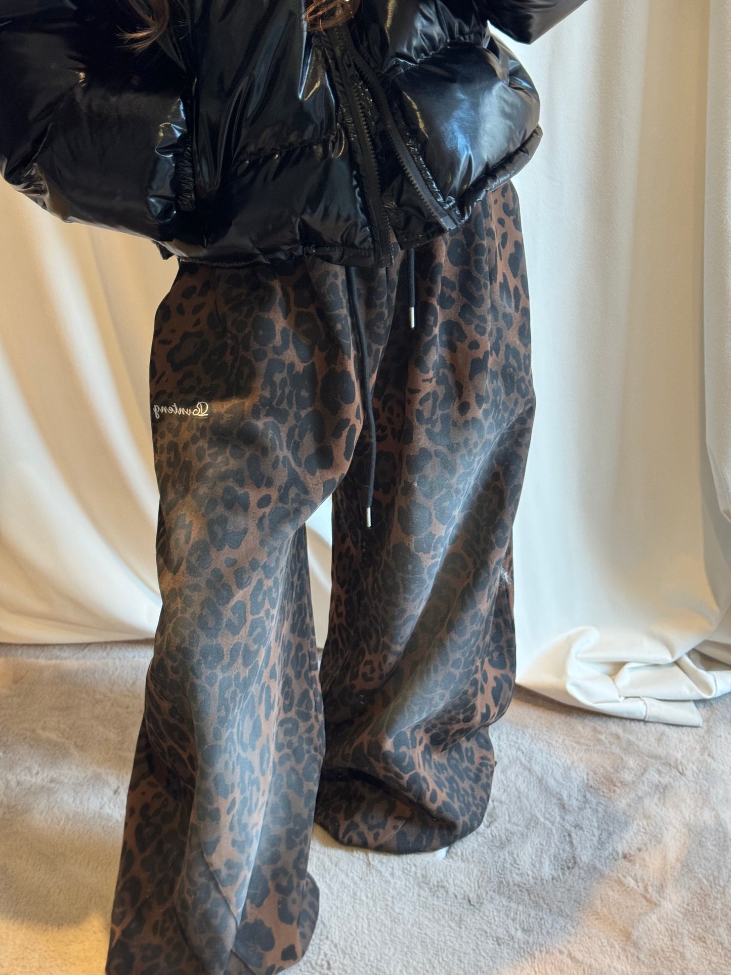 ウォッシュドレオパードスウェットパンツ DPB86171