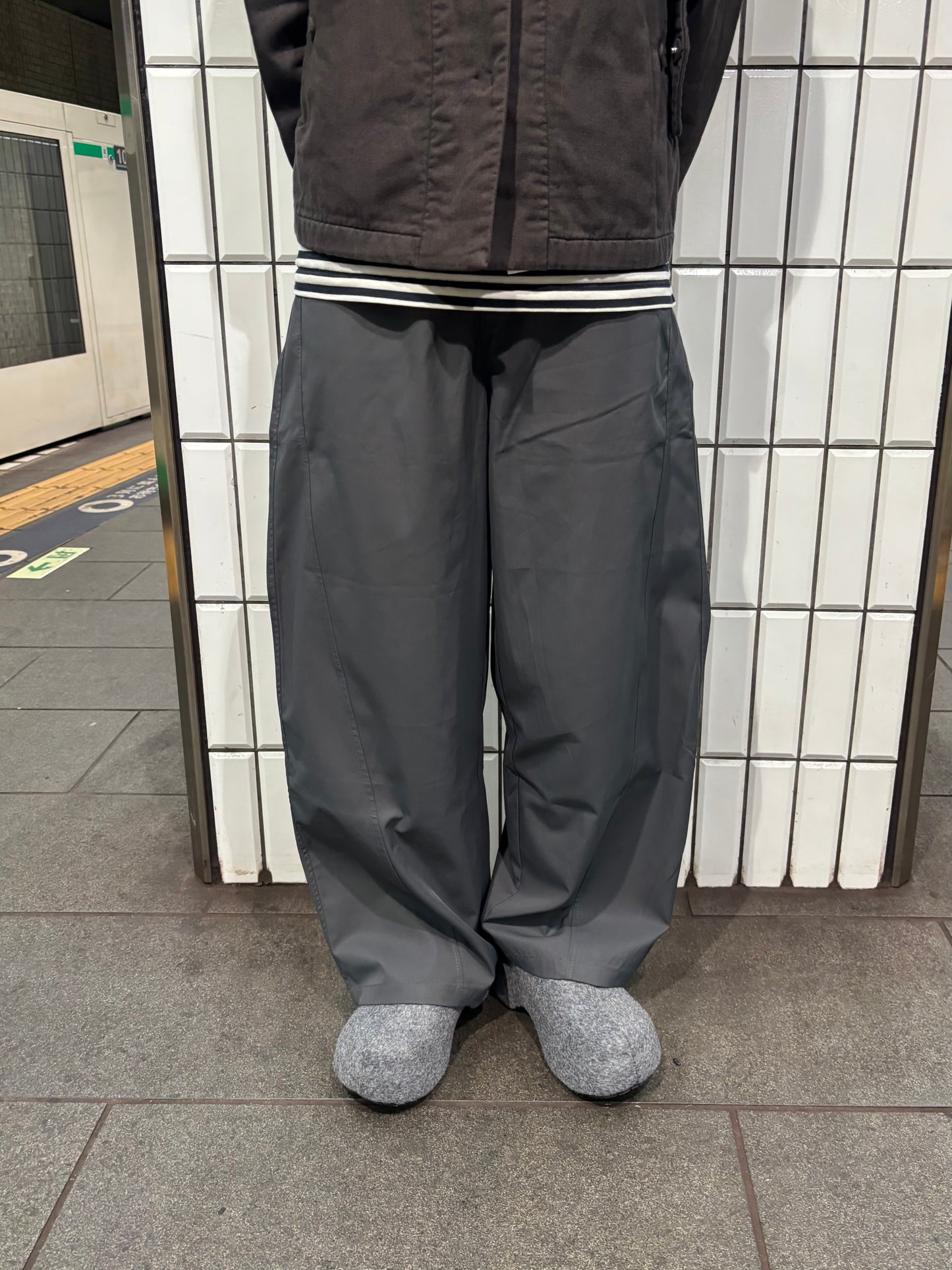 カーブワイドパンツ DPC04022