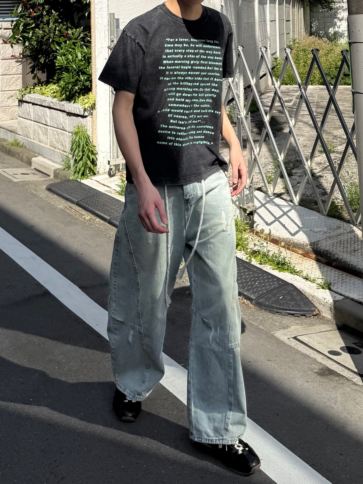 ウォッシュドバルーンデニムパンツ DPC05048