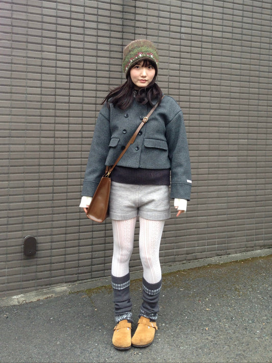 ライトグレーニットショートパンツ DPA43735