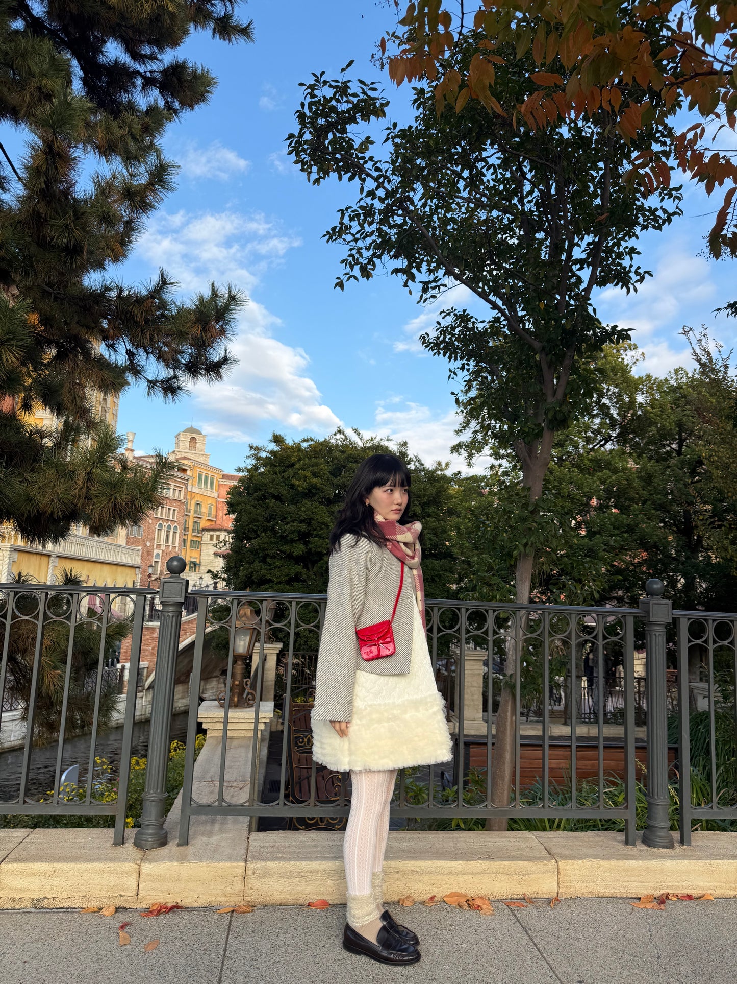 エナメルリボンポシェット DPA43711