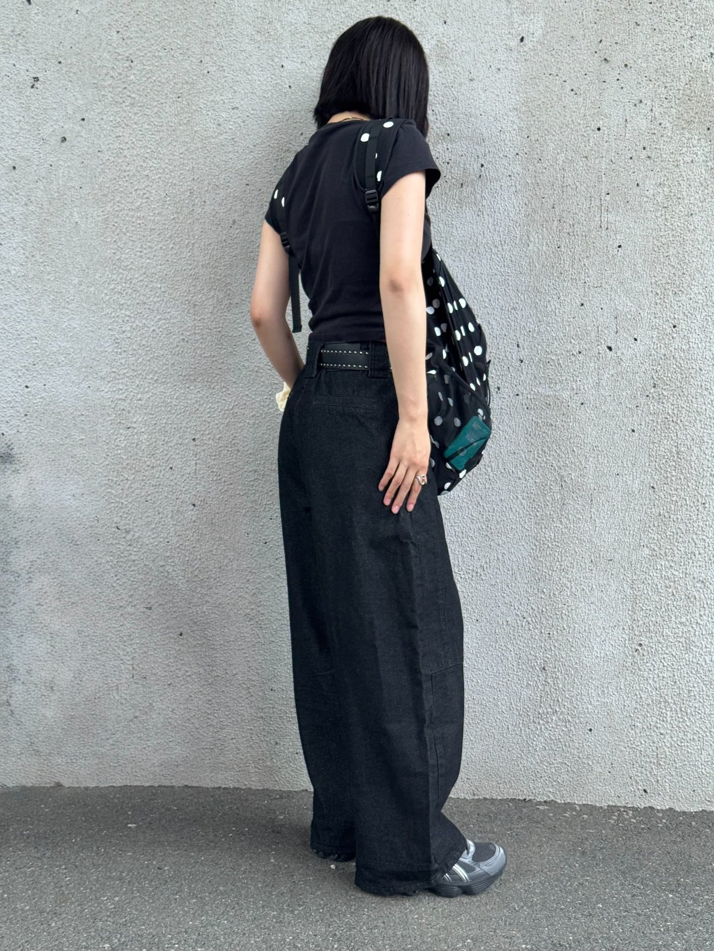 ブラックバギーデニムパンツ DPB93125