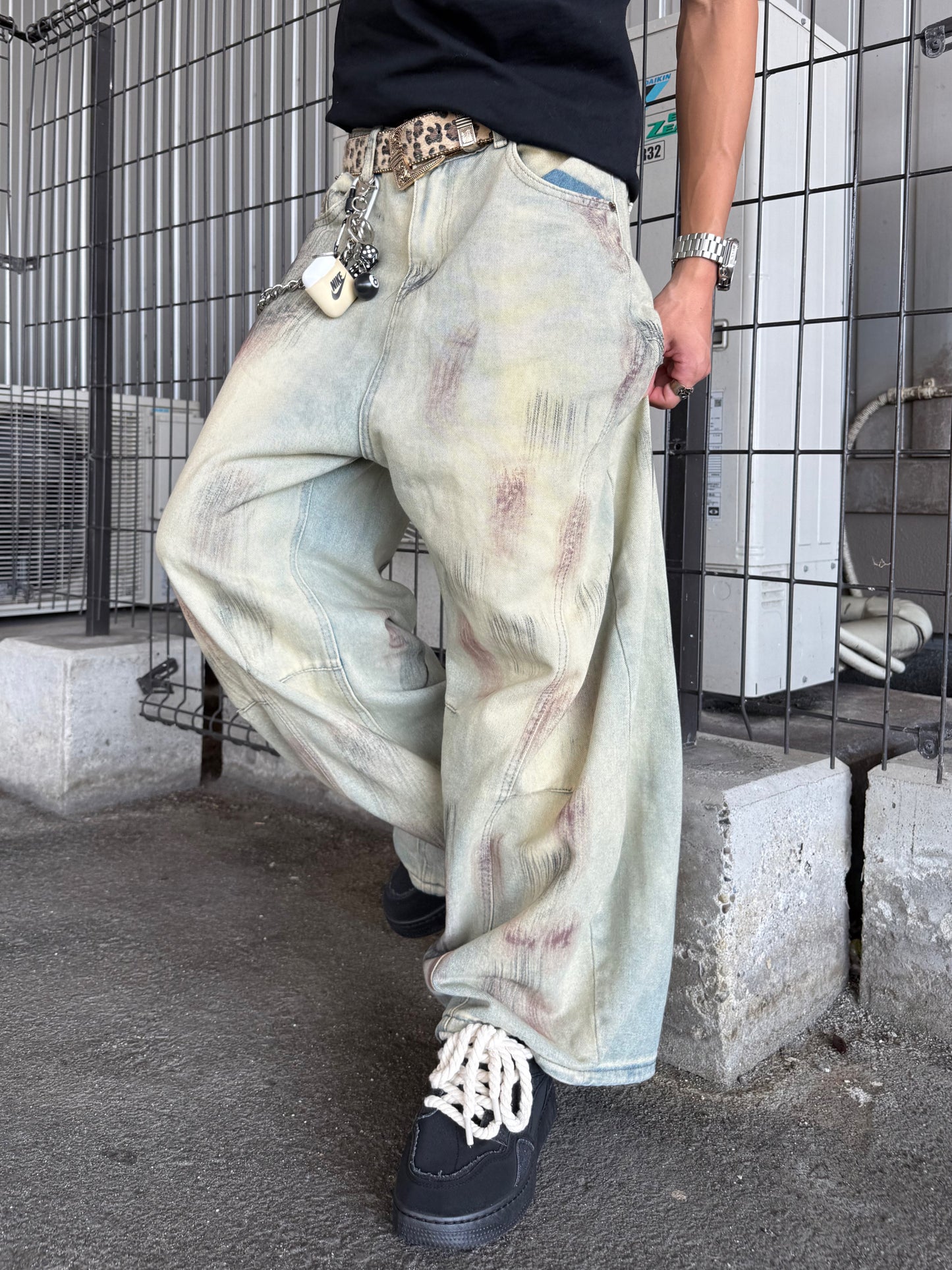 ダメージデザインデニムパンツ DPB90051