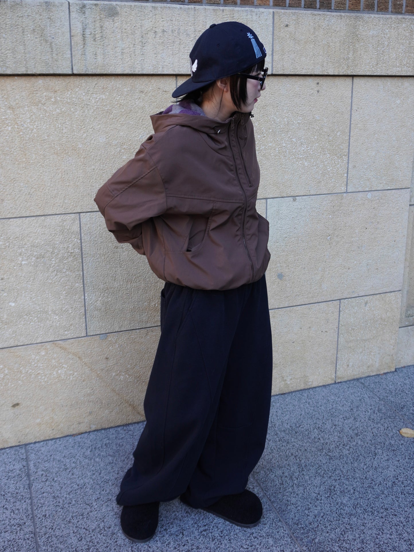 ブラウンナイロンパーカー DPB85371