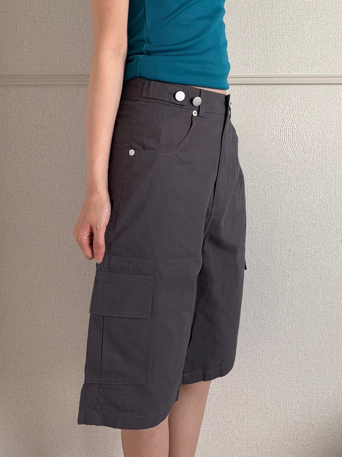 グレーカーゴハーフパンツ DPB88288