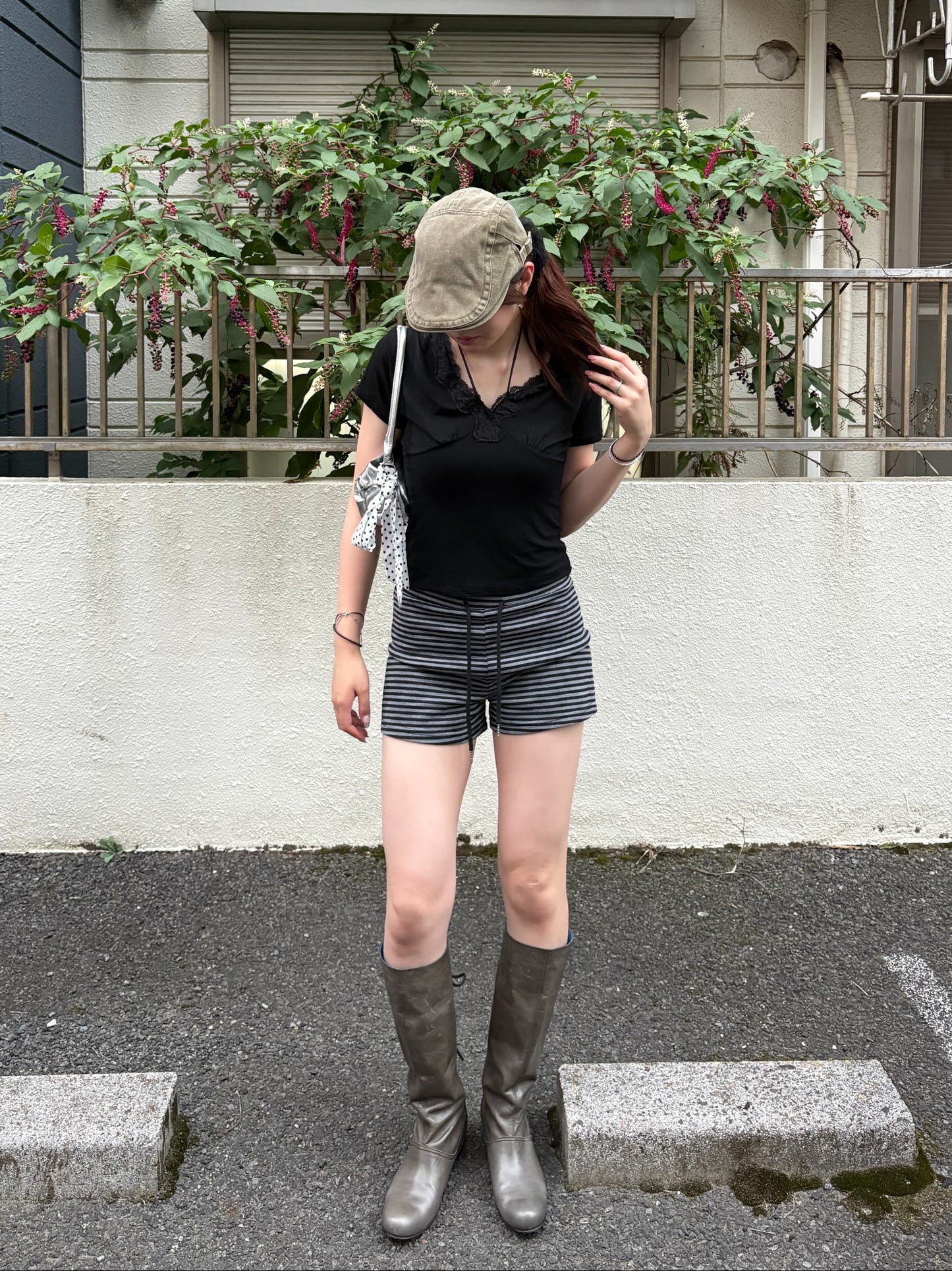レースリボンガーリーVネックTシャツ DPC08075