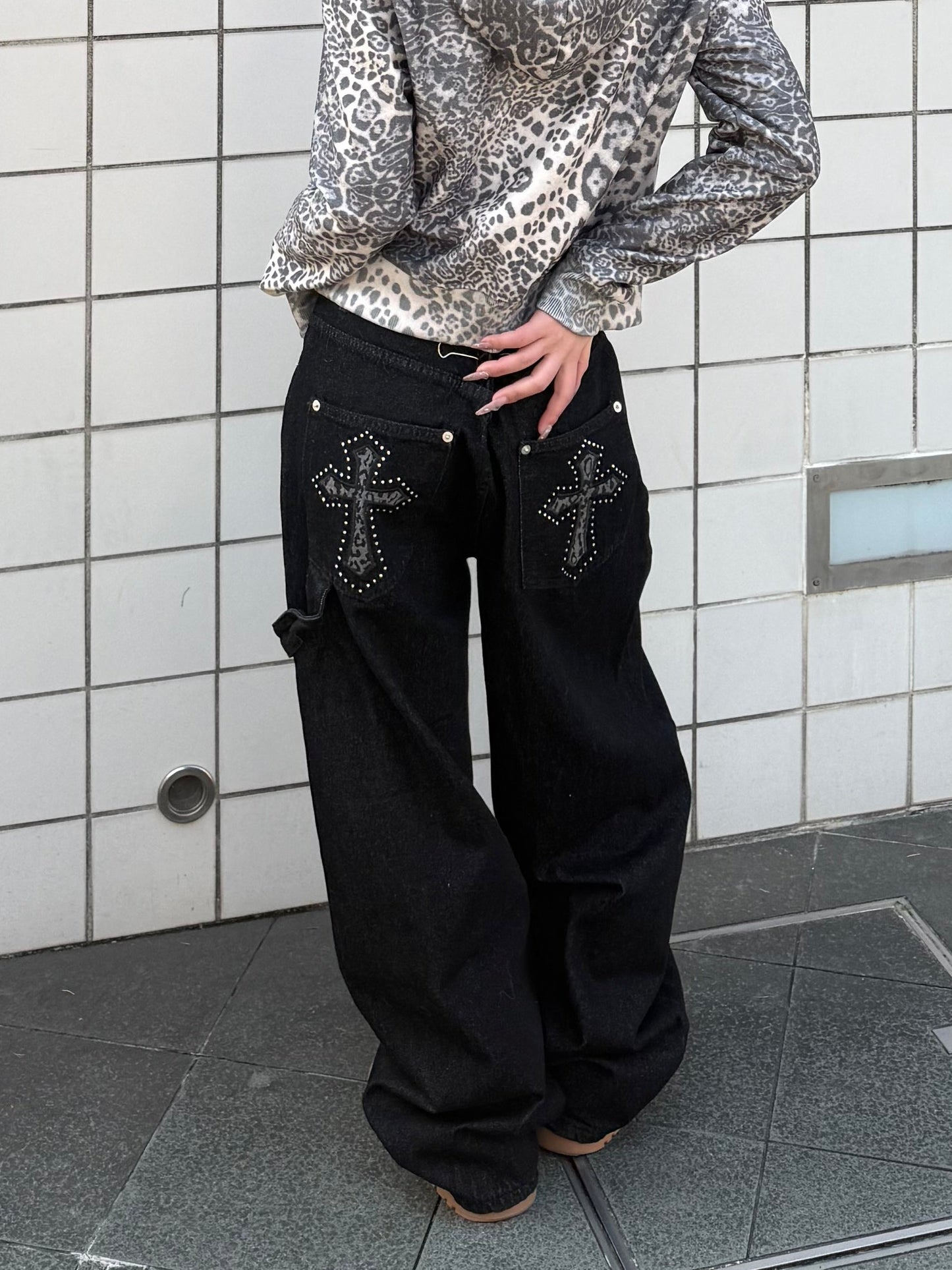 バッククロスデザインデニムパンツ DPB86182