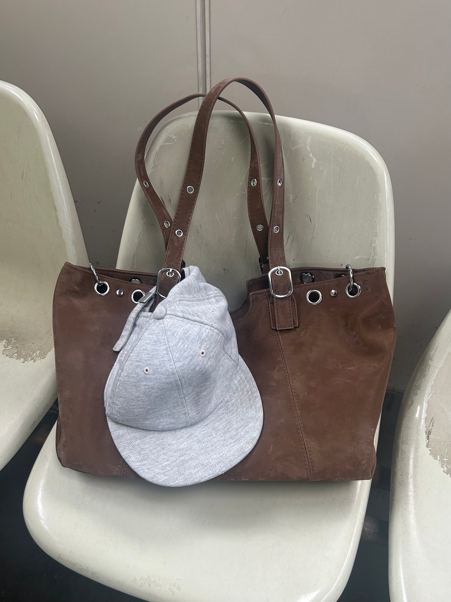 スエードライクショルダーバッグ DPB98006