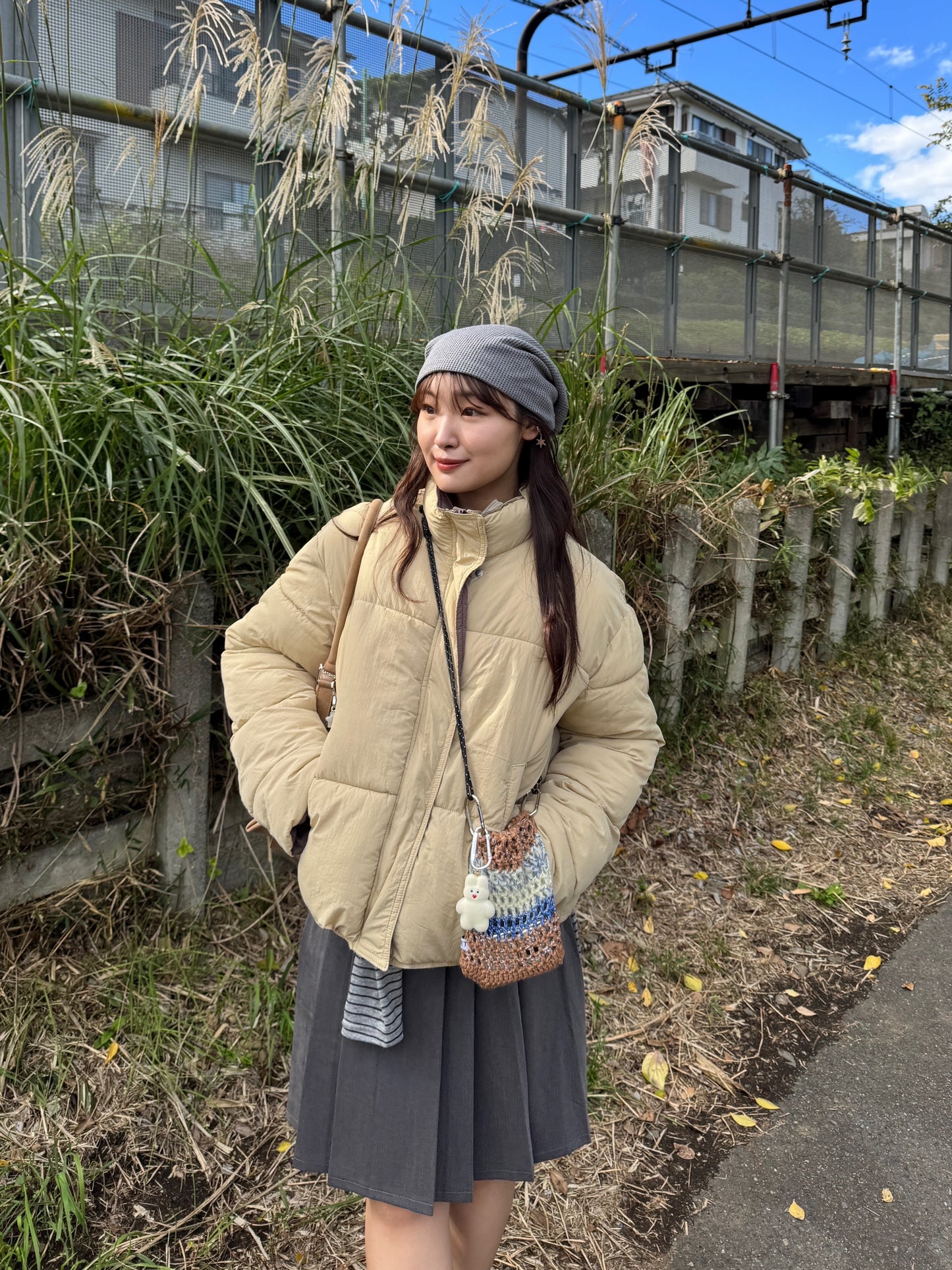 ミディアム丈プリーツスカート DPB78215