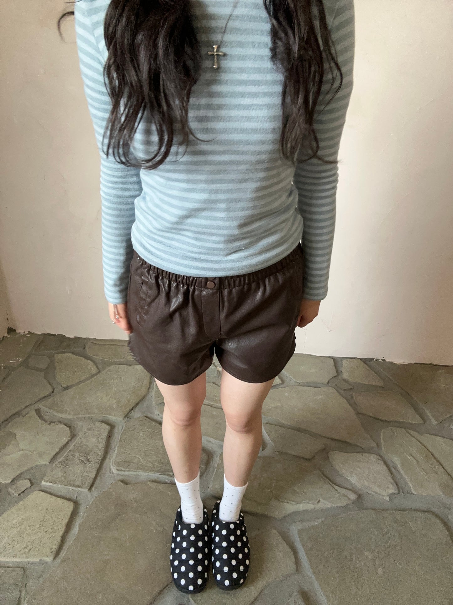 レザーライクショートパンツ DPB95063