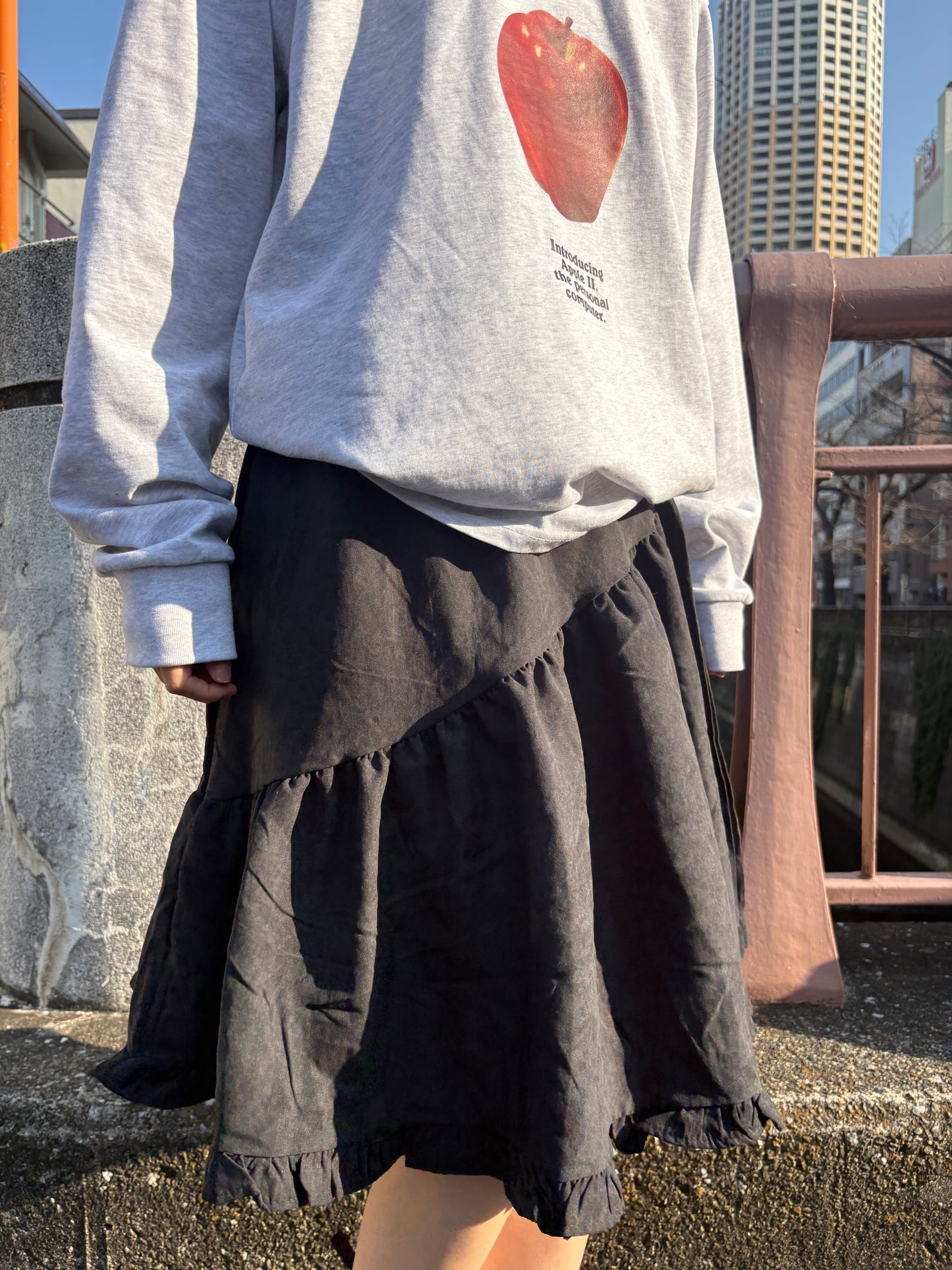 アシメフリルブラックスカート DPA43752