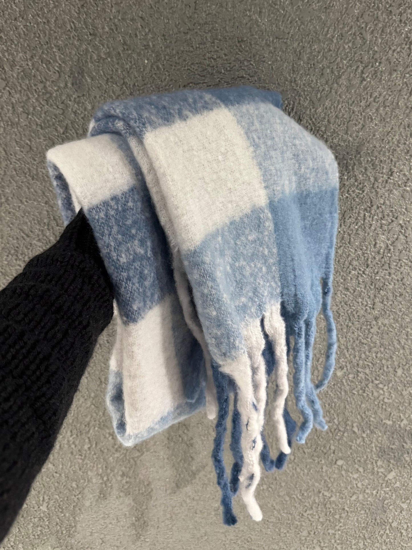 チェック柄ボリュームマフラー DPB93034