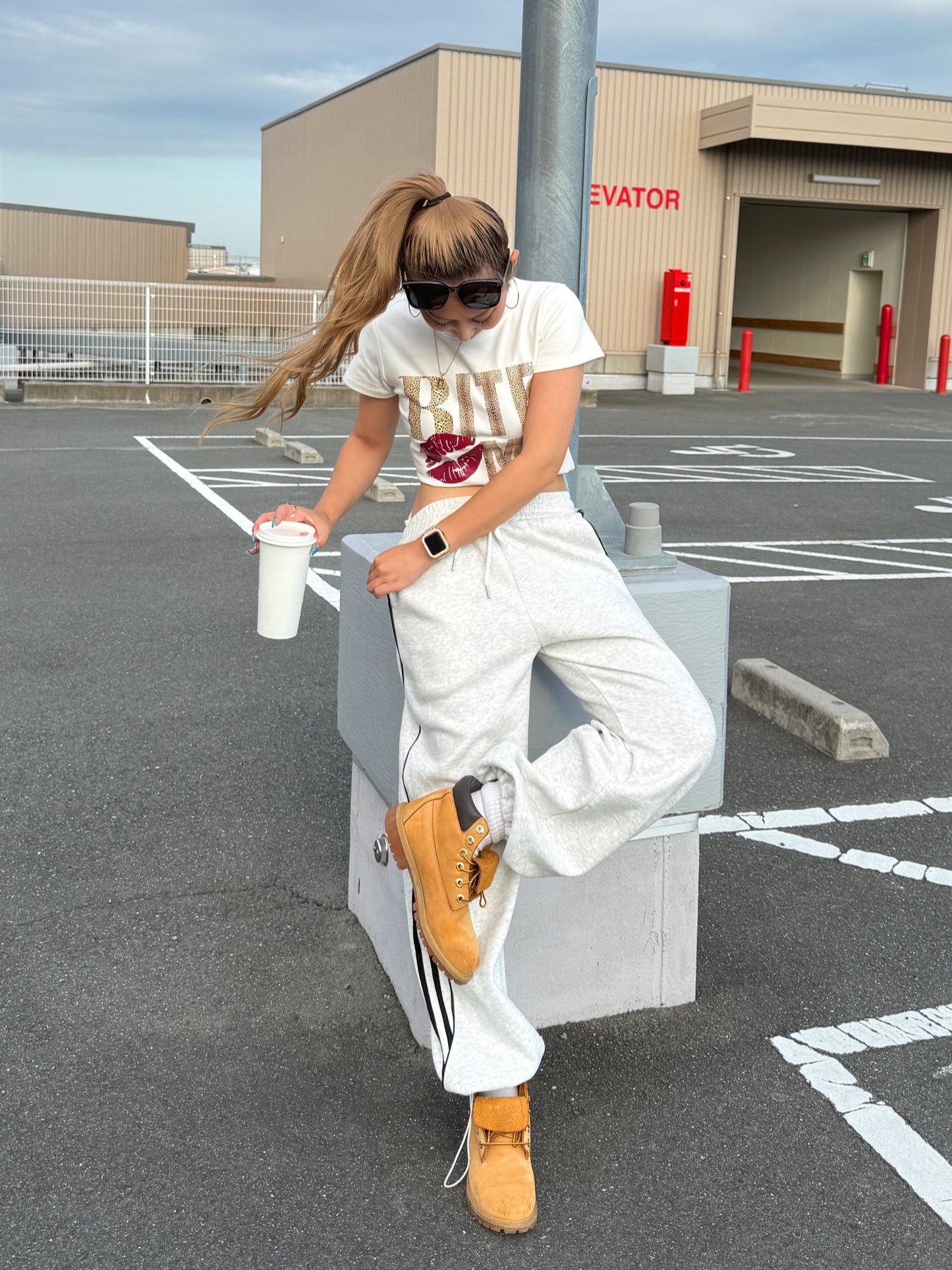 ユニセックスラインスウェットパンツ DPB73422