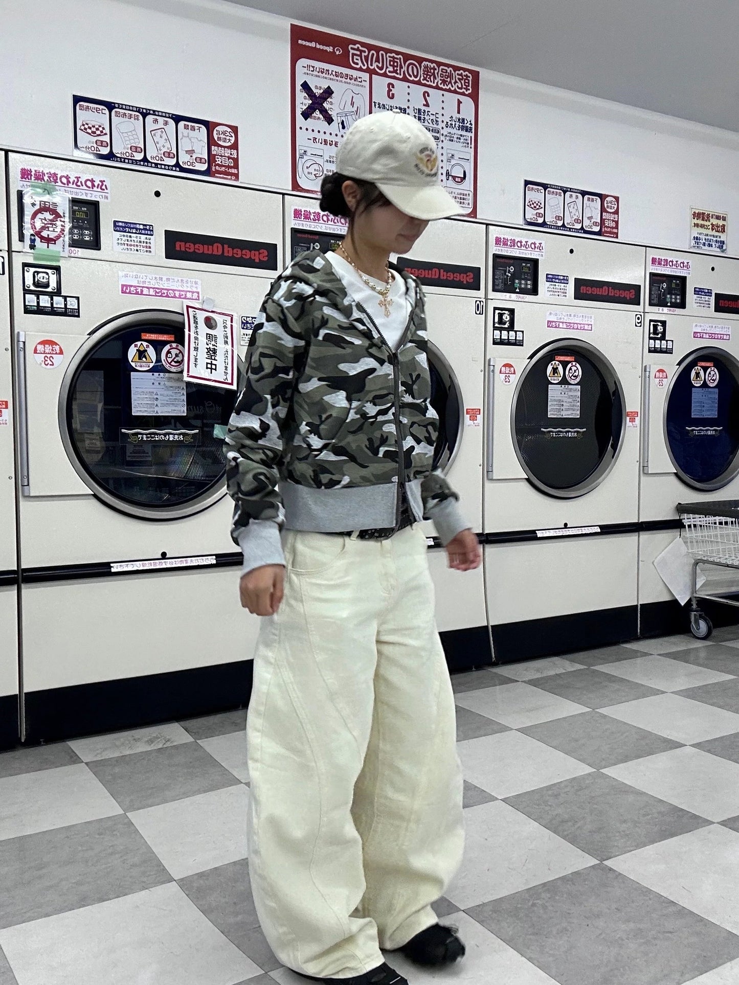 ショートカモフラジップパーカー DPB92062