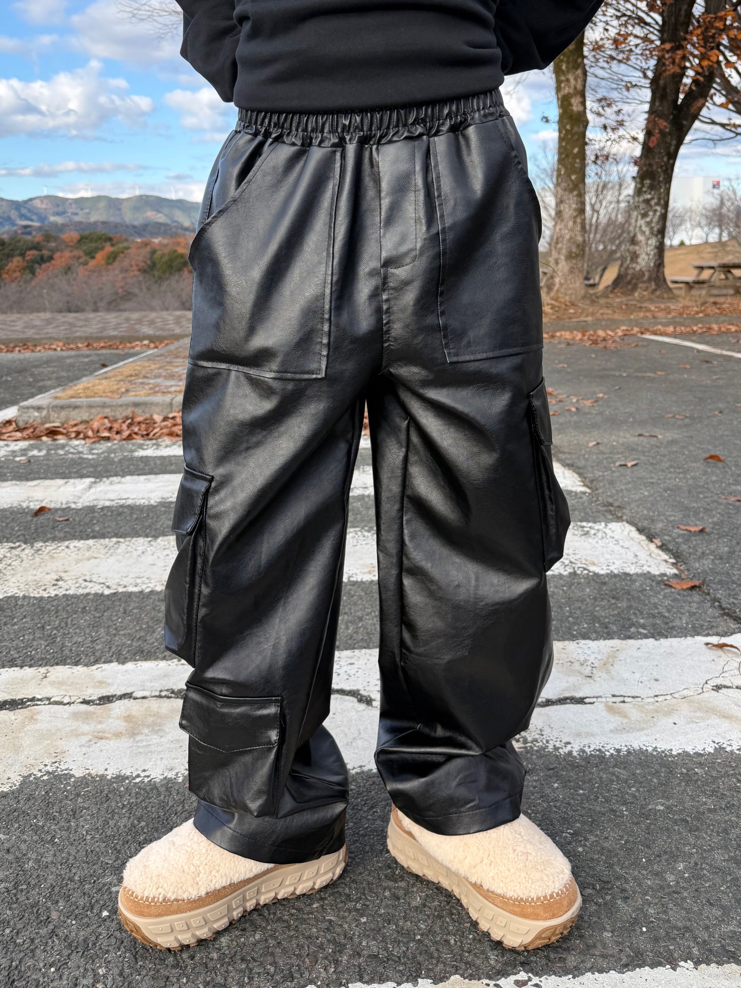 レザーライクポケットパンツ DPB90098