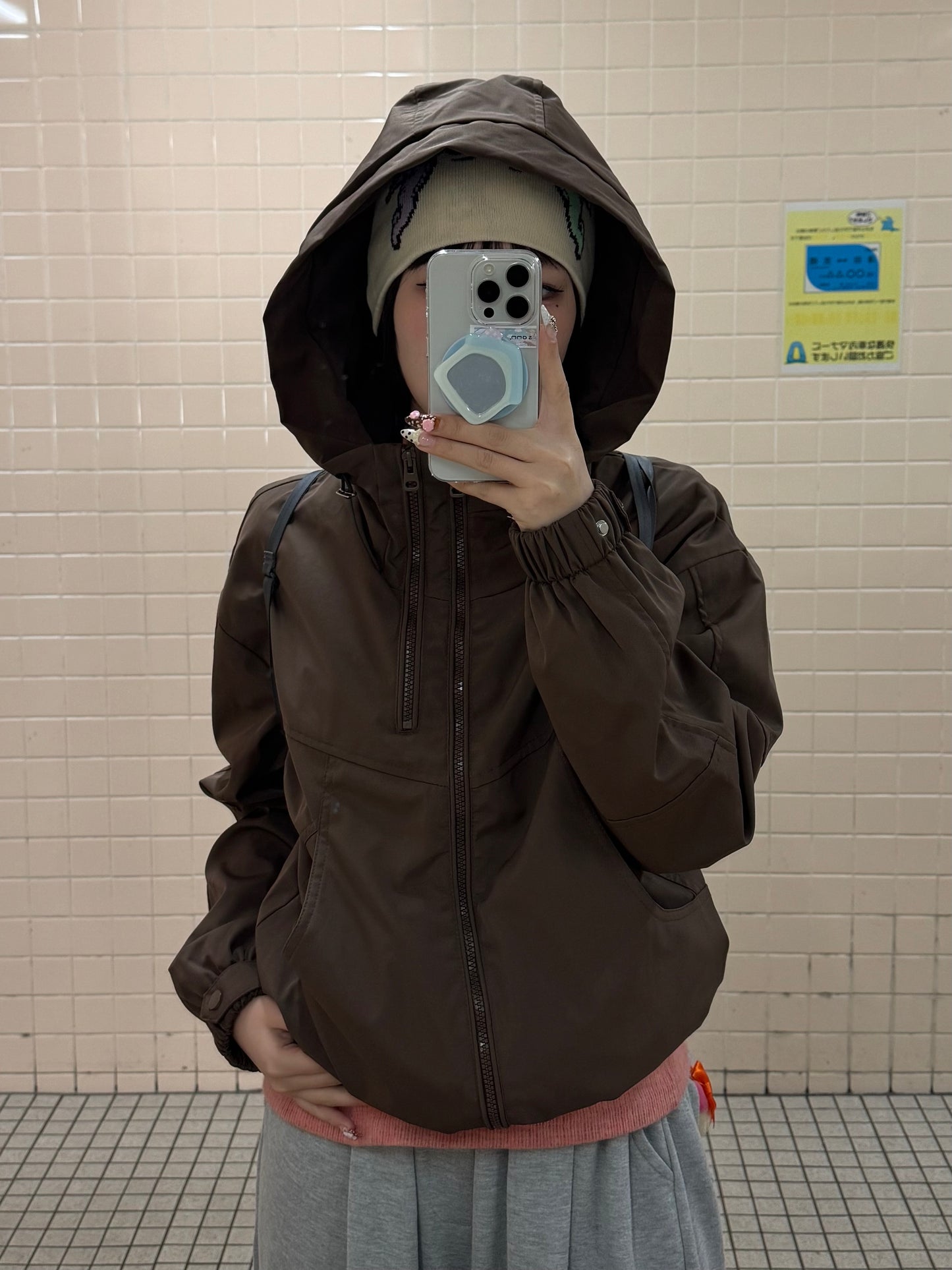 ブラウンナイロンパーカー DPB85371