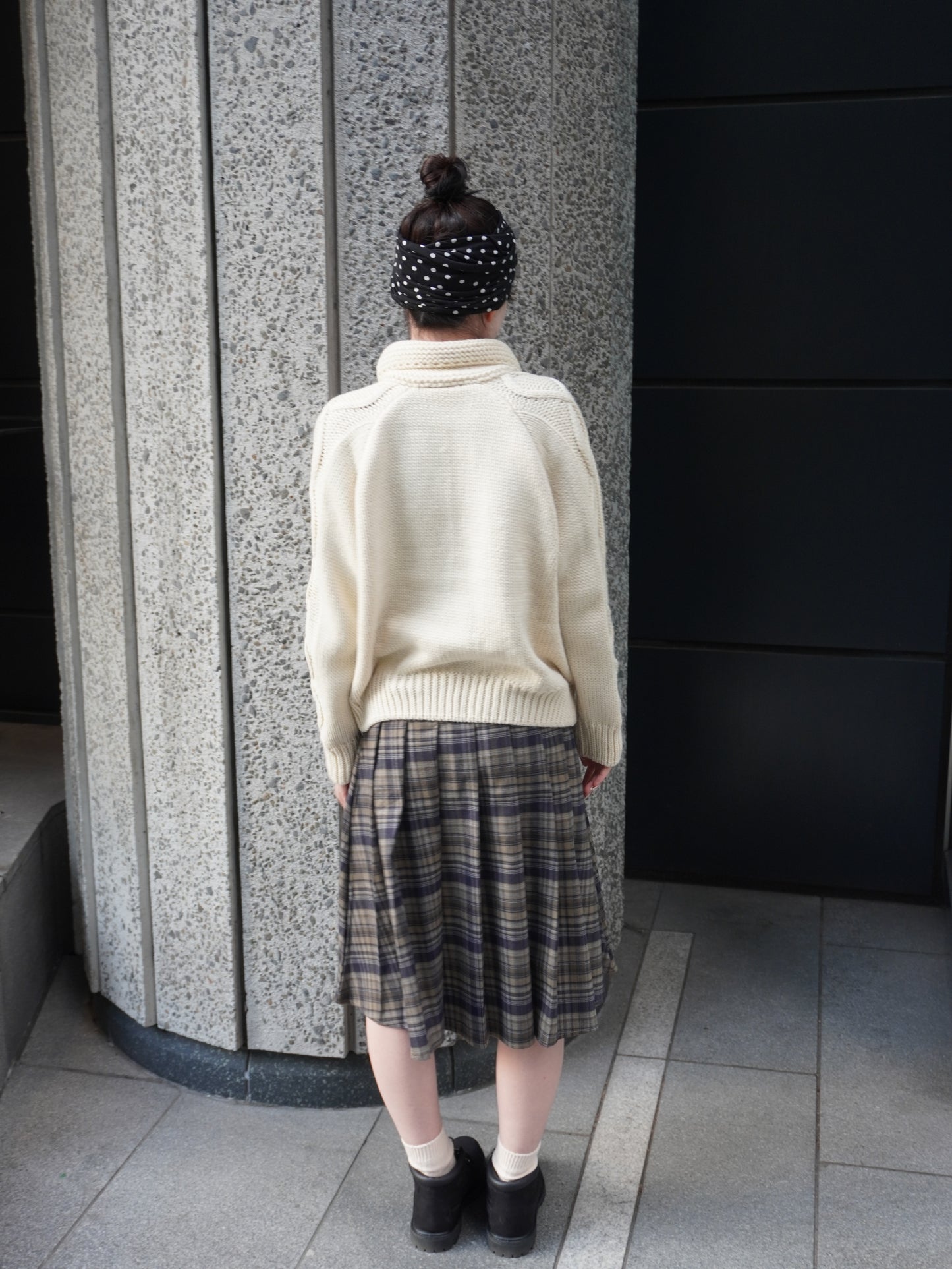 ケーブルカラーニット DPB85417