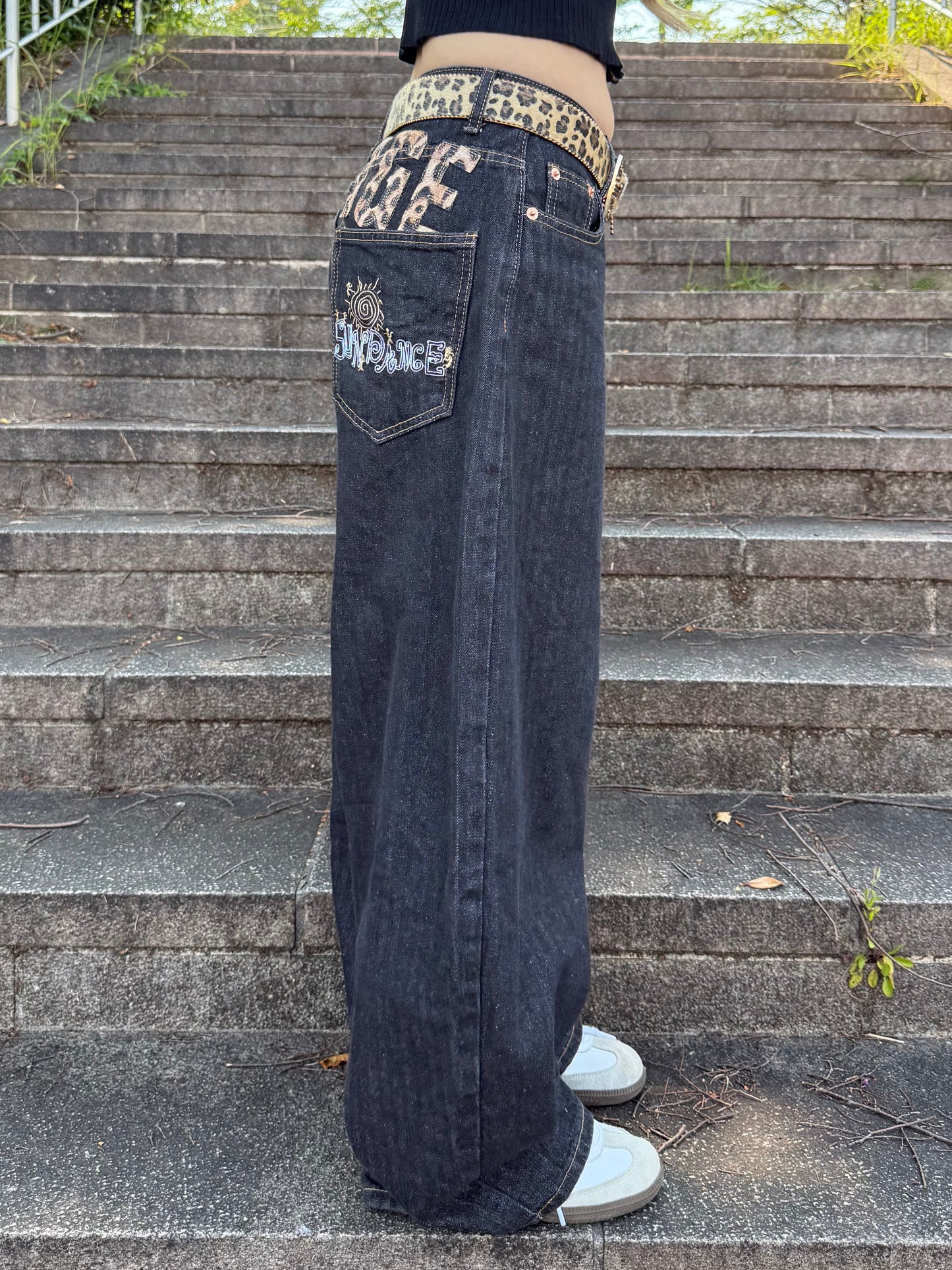 バックロゴストライプワイドパンツ DPB73629