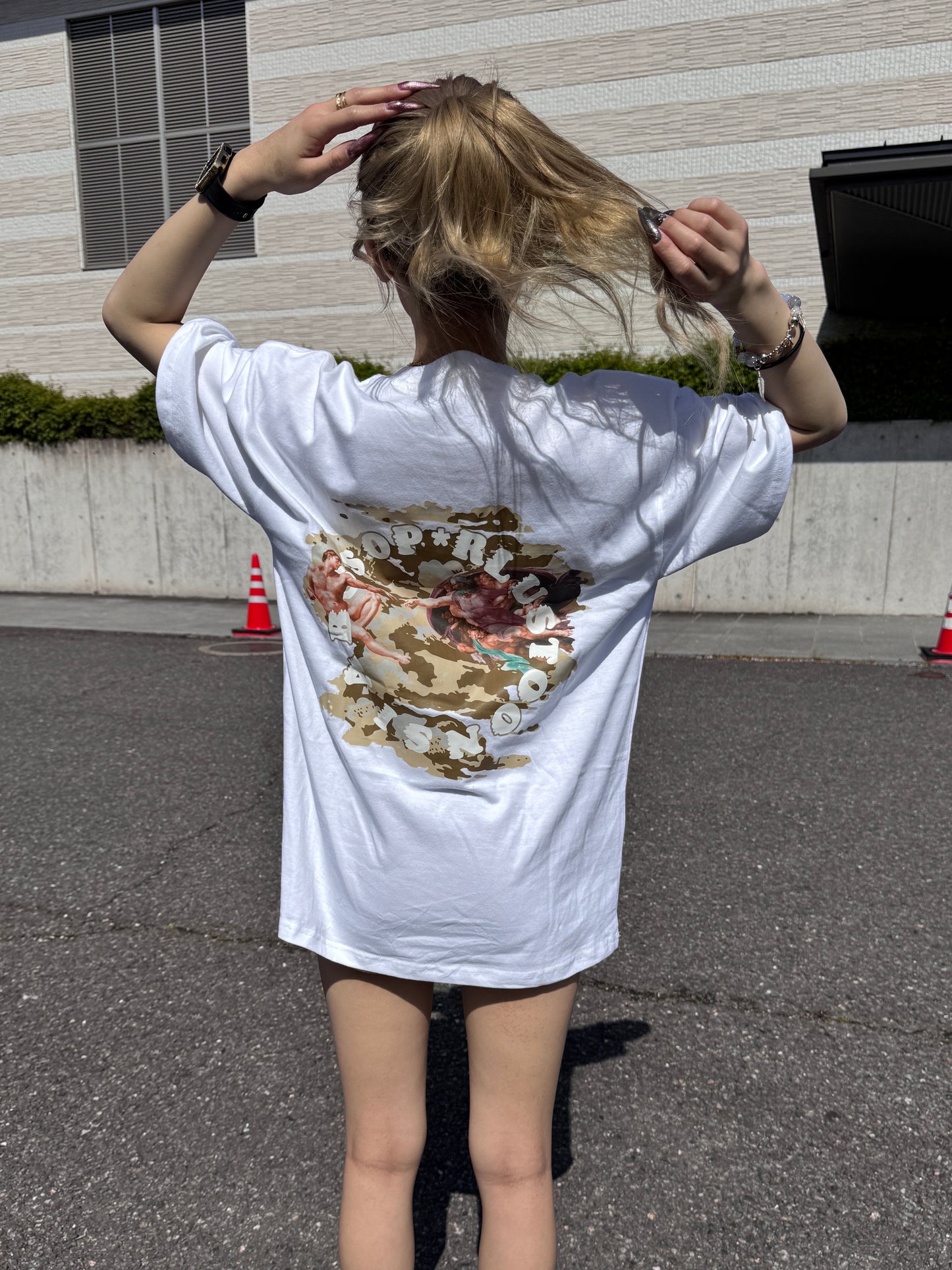 バックプリントTシャツ DPB42359