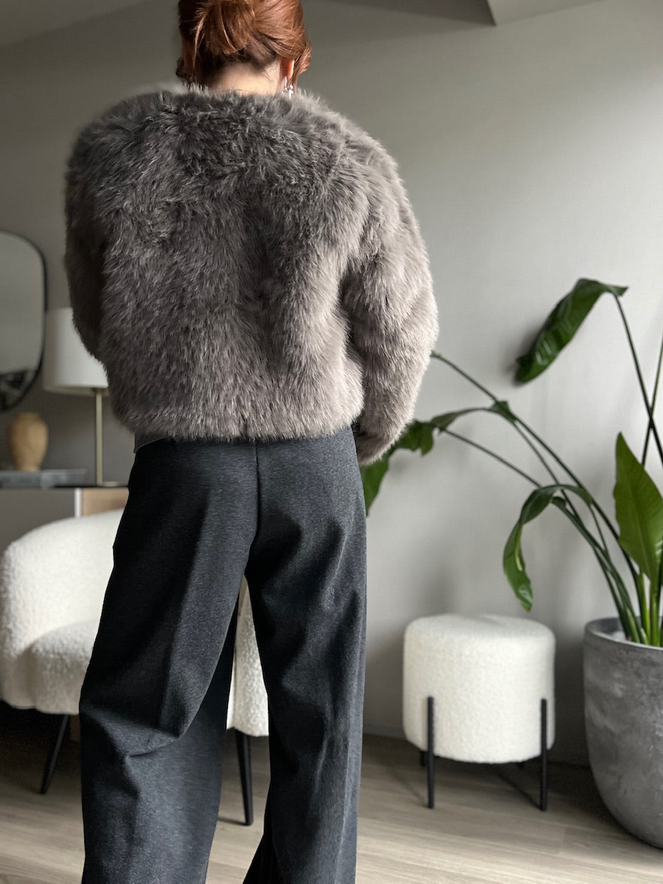 フェイクファーショートジャケット DPB56346