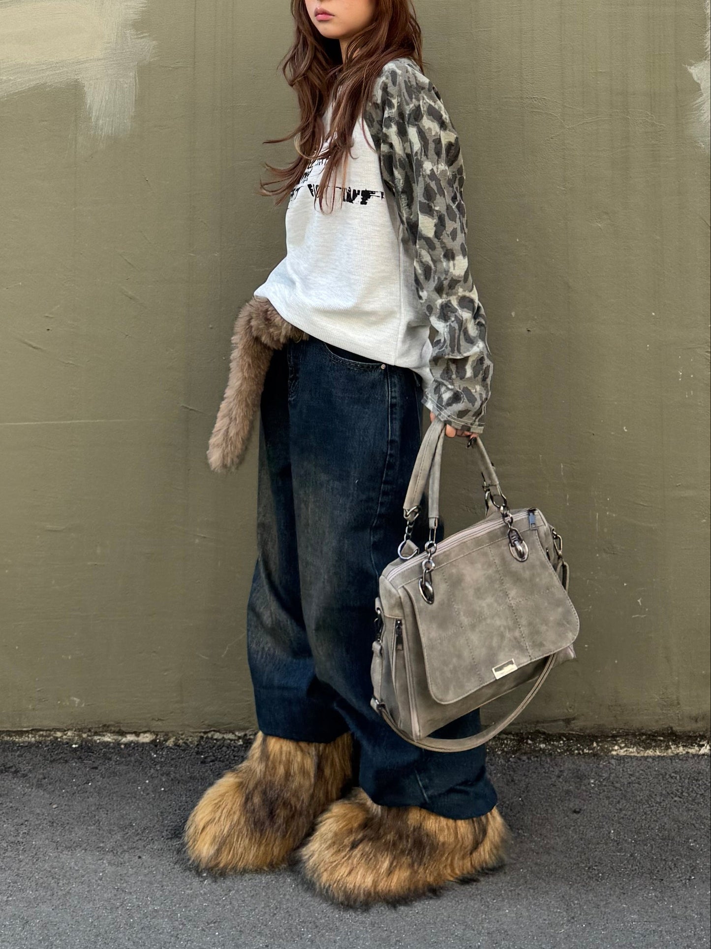 ファーベルト付きデニムパンツ DPB86226