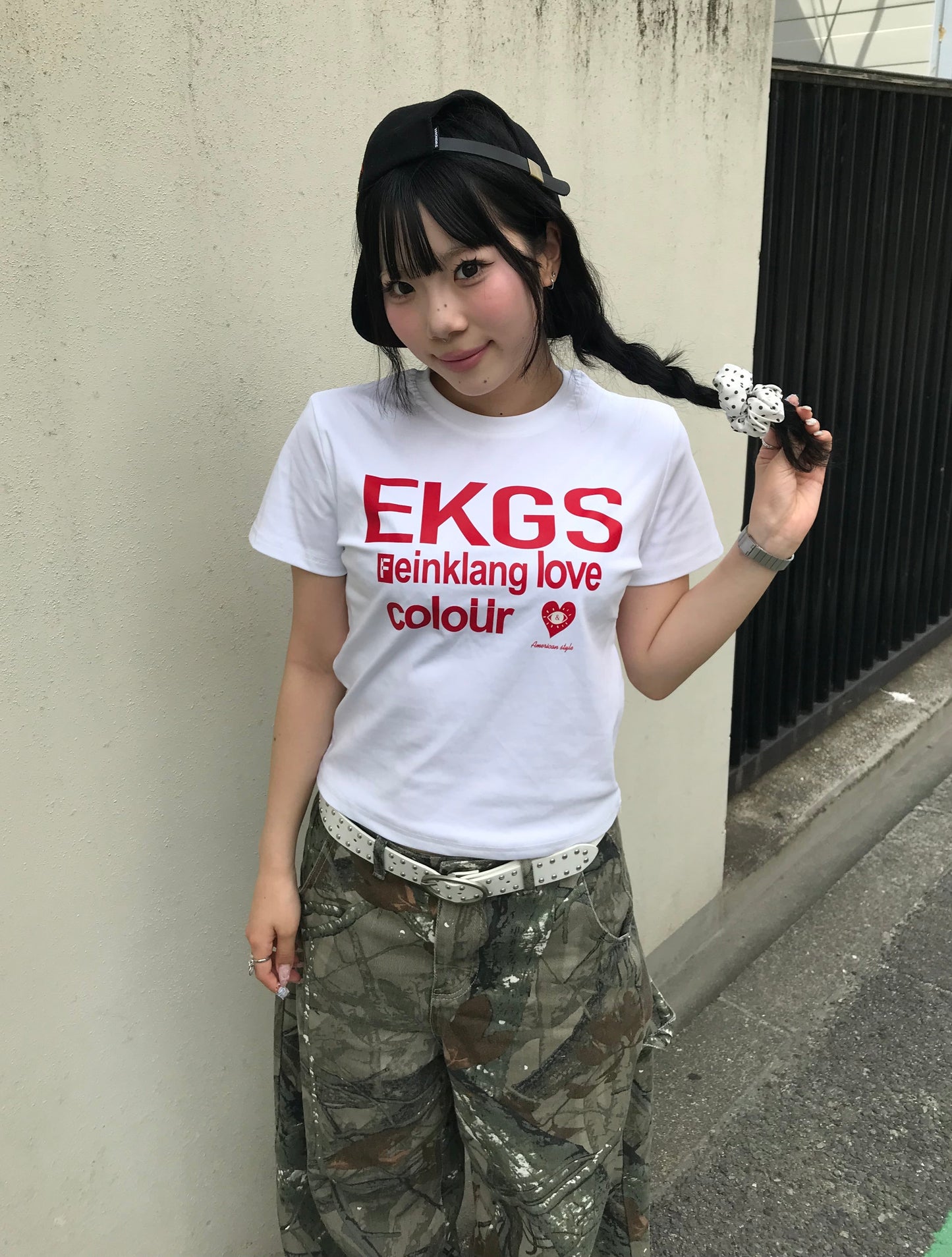 レッドロゴフィットTシャツ DPB89273