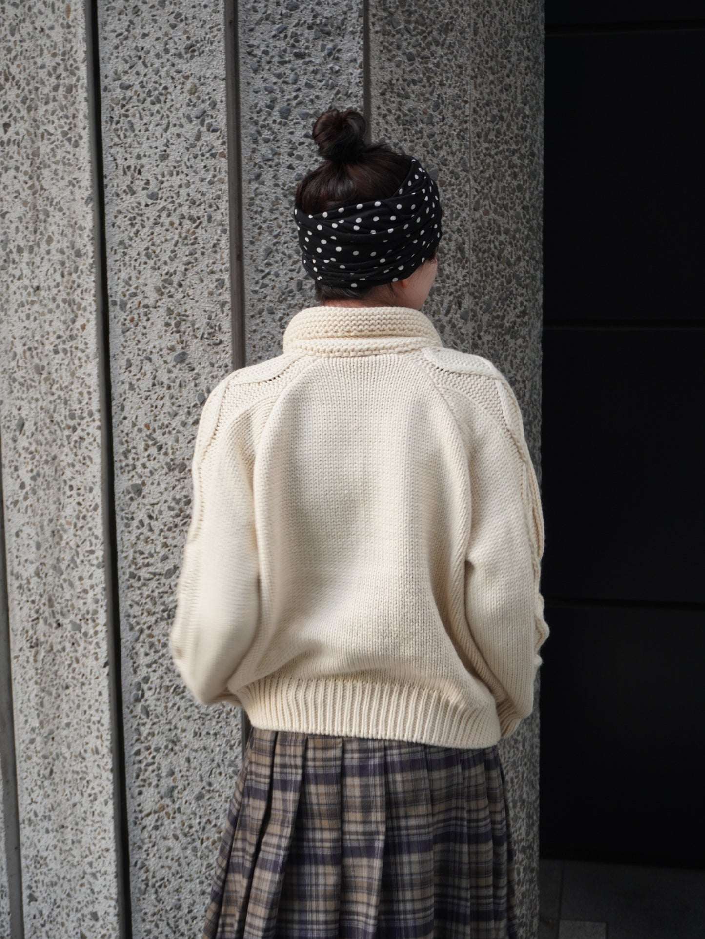ケーブルカラーニット DPB85417