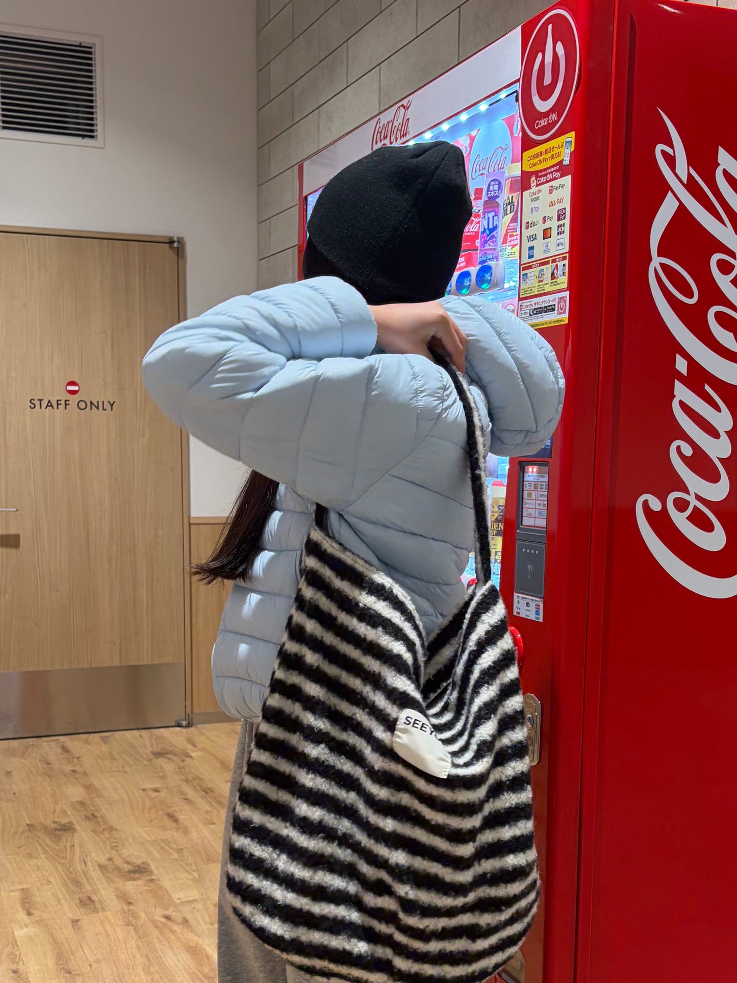 ドローコード付き中綿ライトジャケット DPB92070