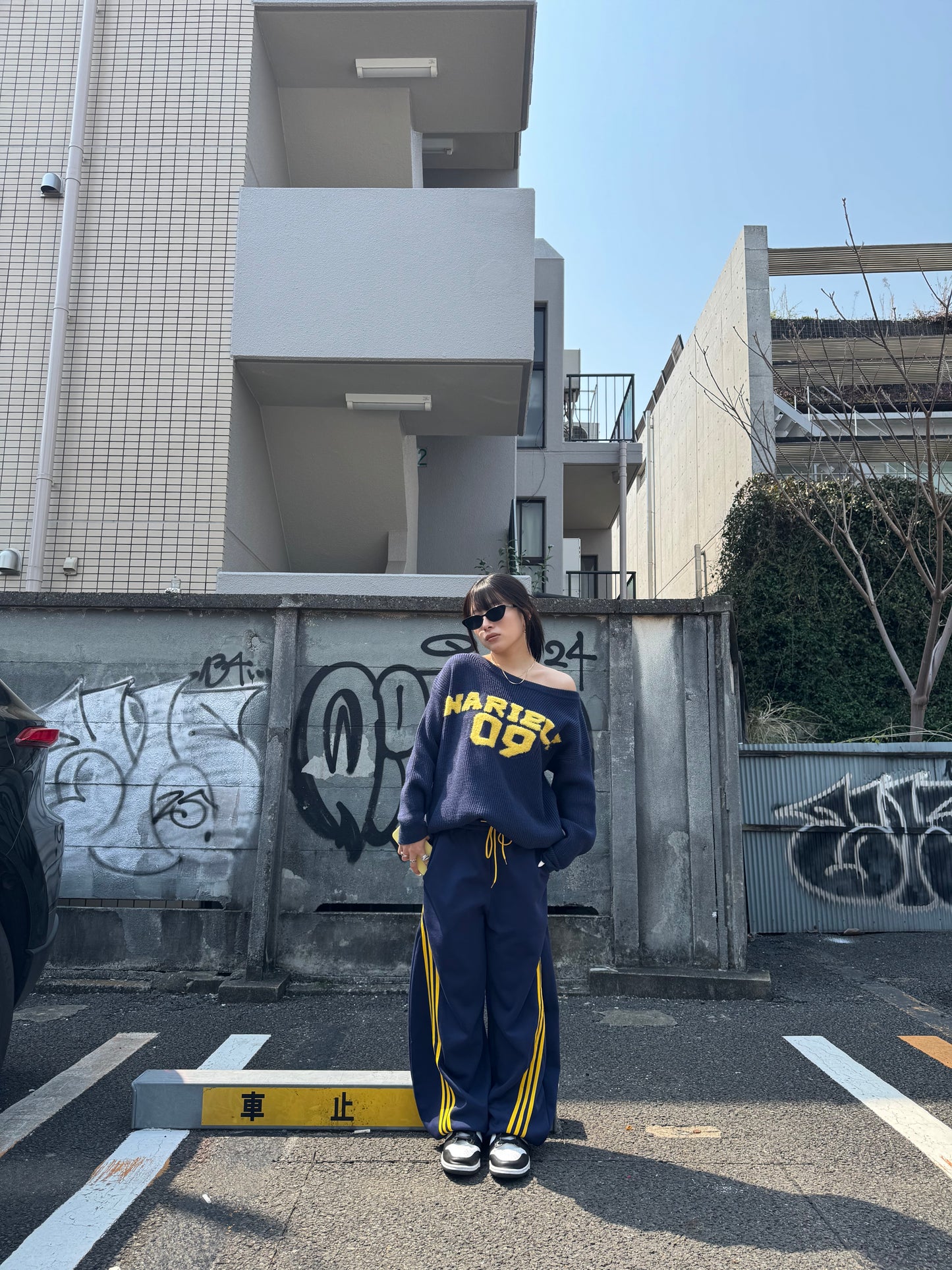 ロゴワンショルニット DPB86023