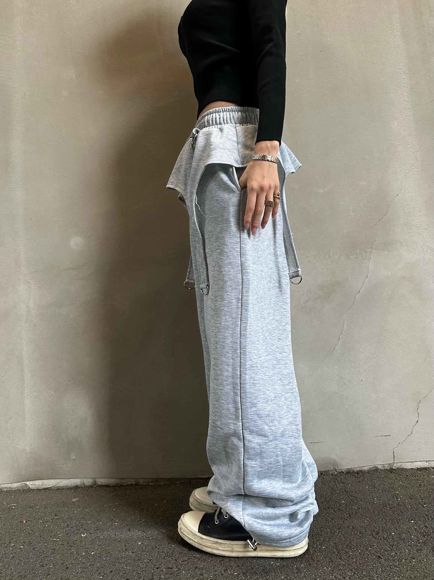 ユニークスウェットパンツ DPB26678