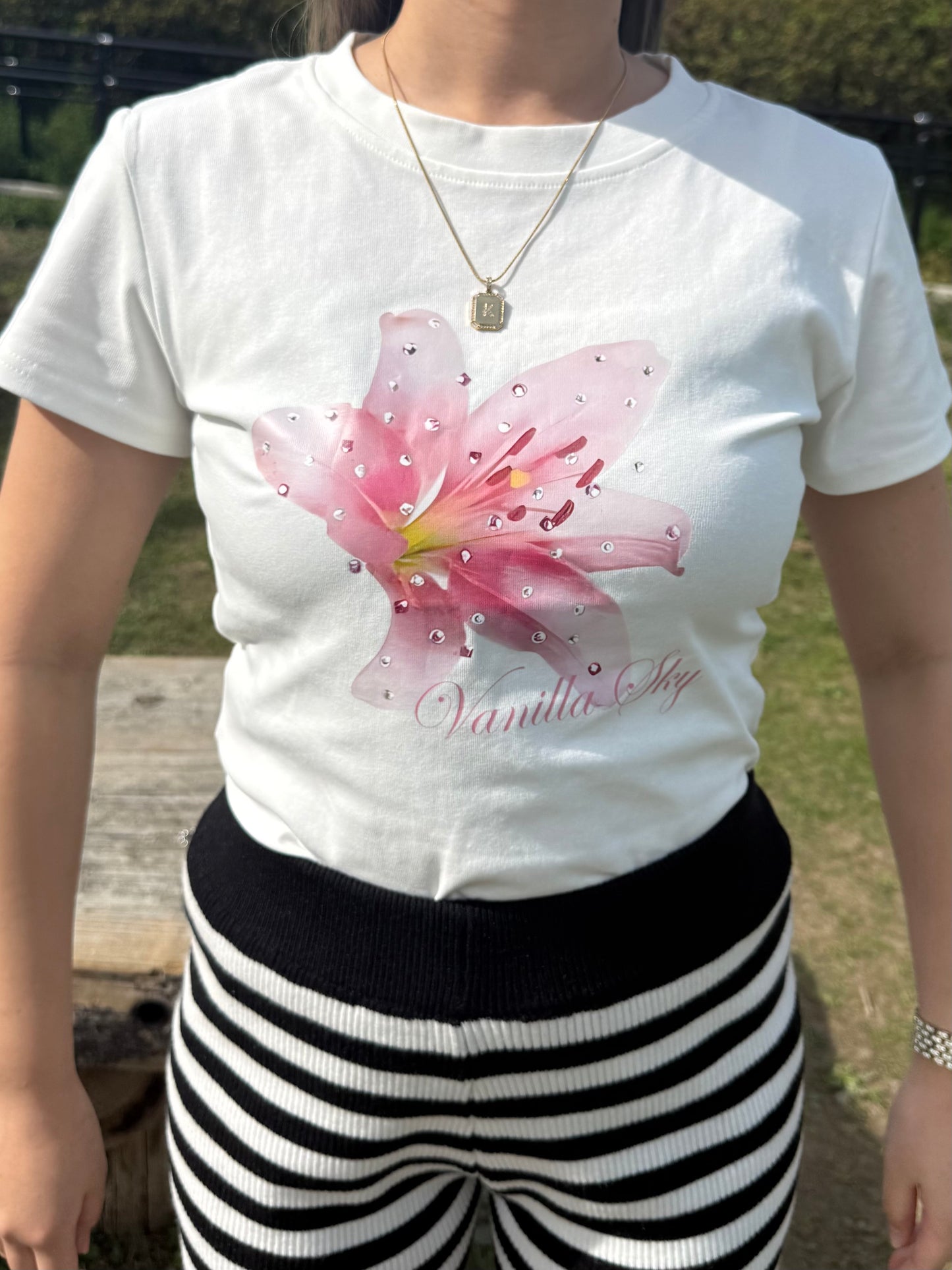 フローラルショートTシャツ DPB73625