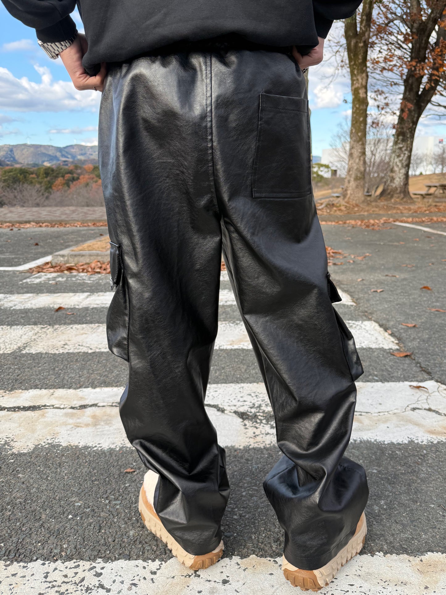レザーライクポケットパンツ DPB90098