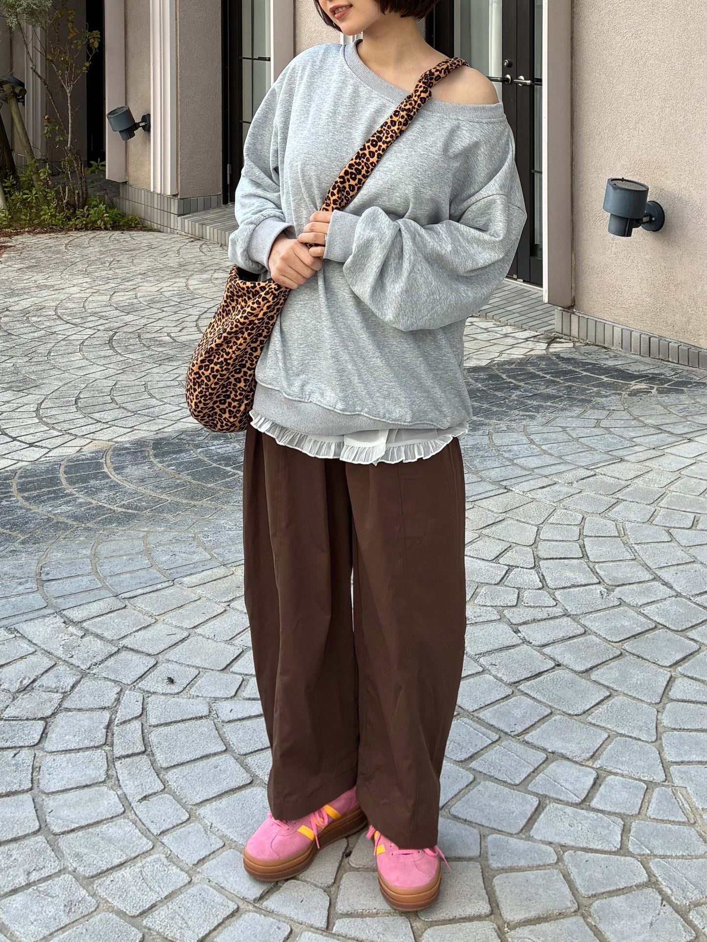 オフショルダースウェット DPA61443