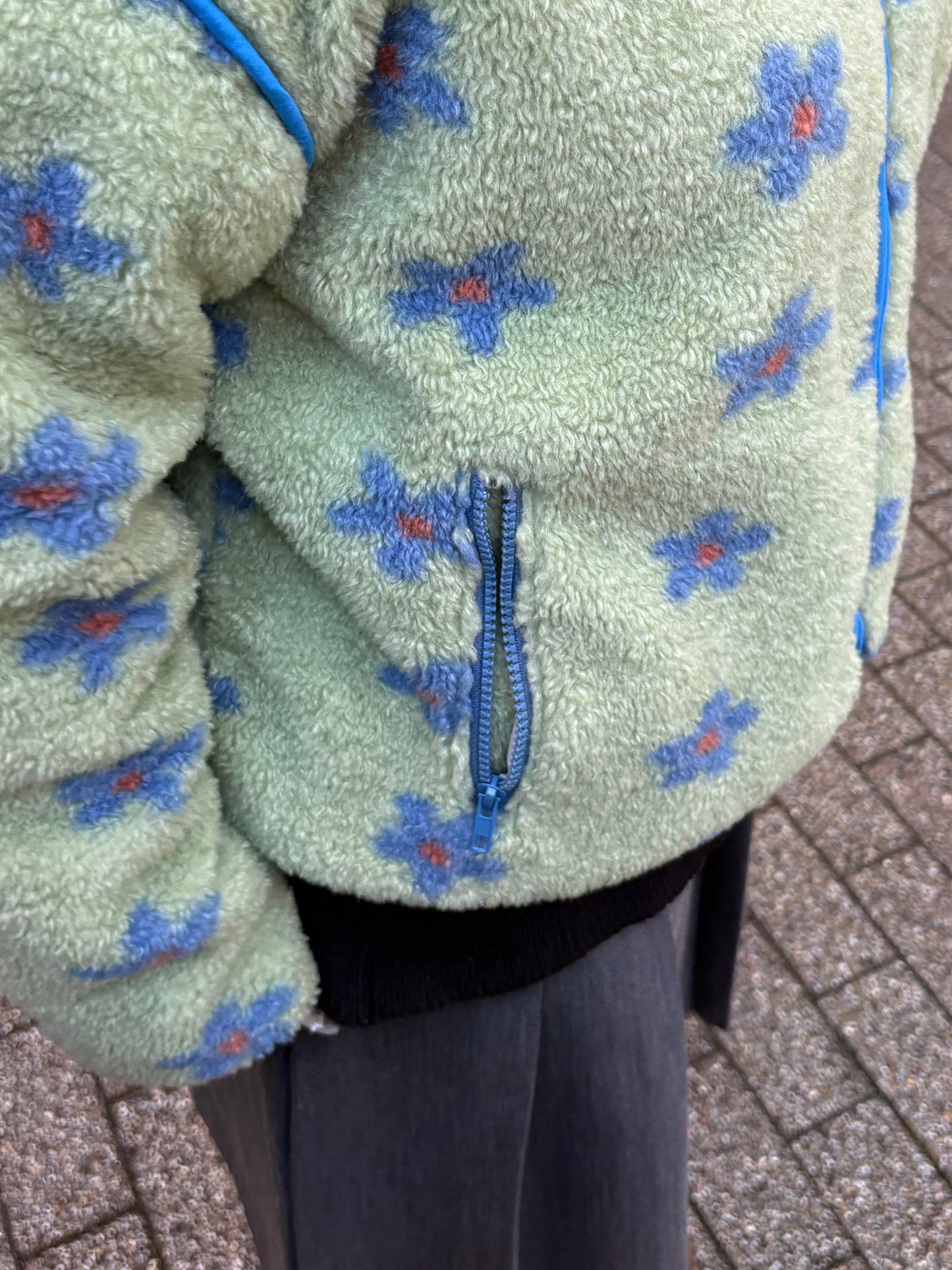 フラワーフリースジャケット DPB97044