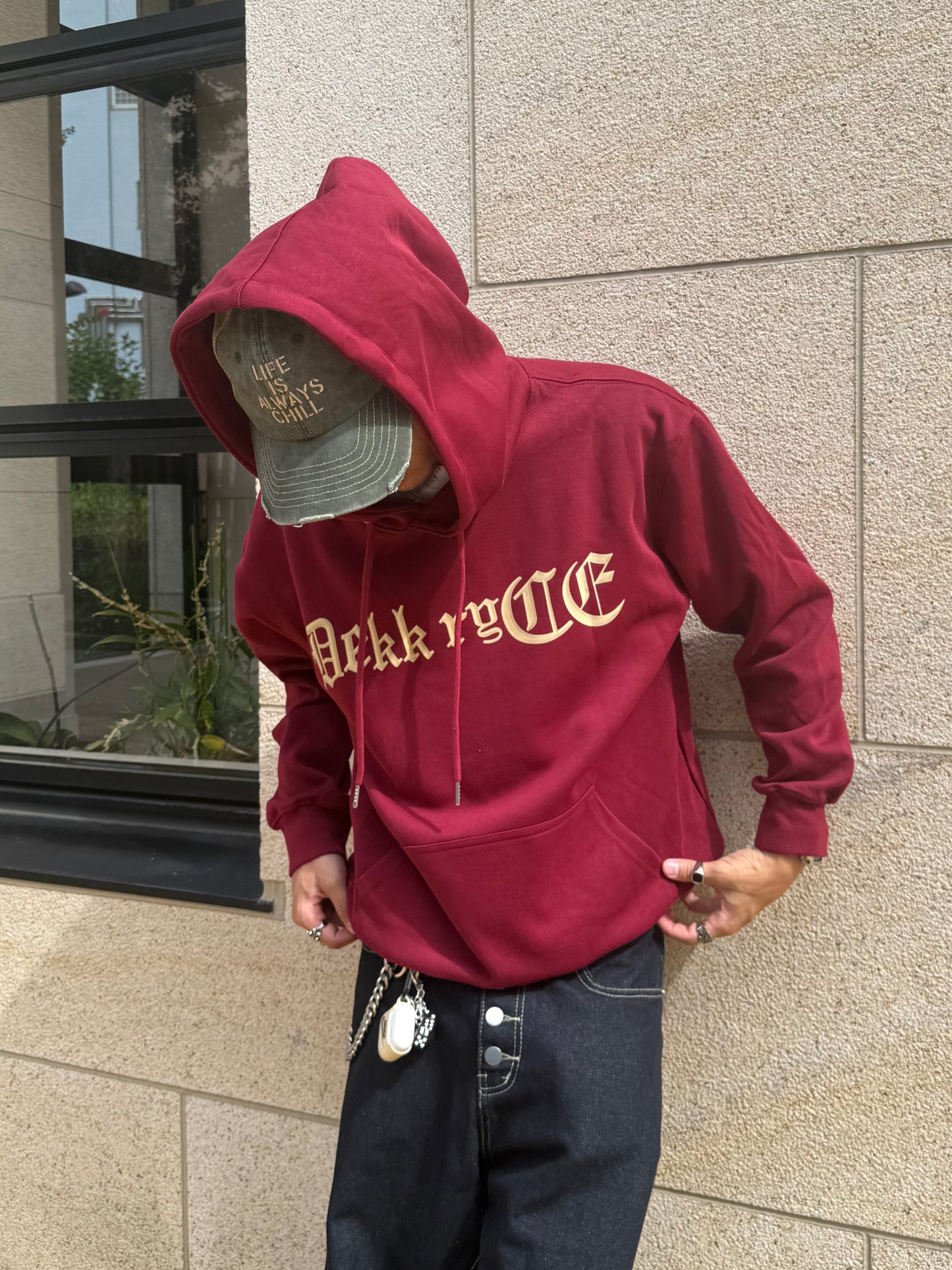 ゴシックレタリングパーカー DPB90038