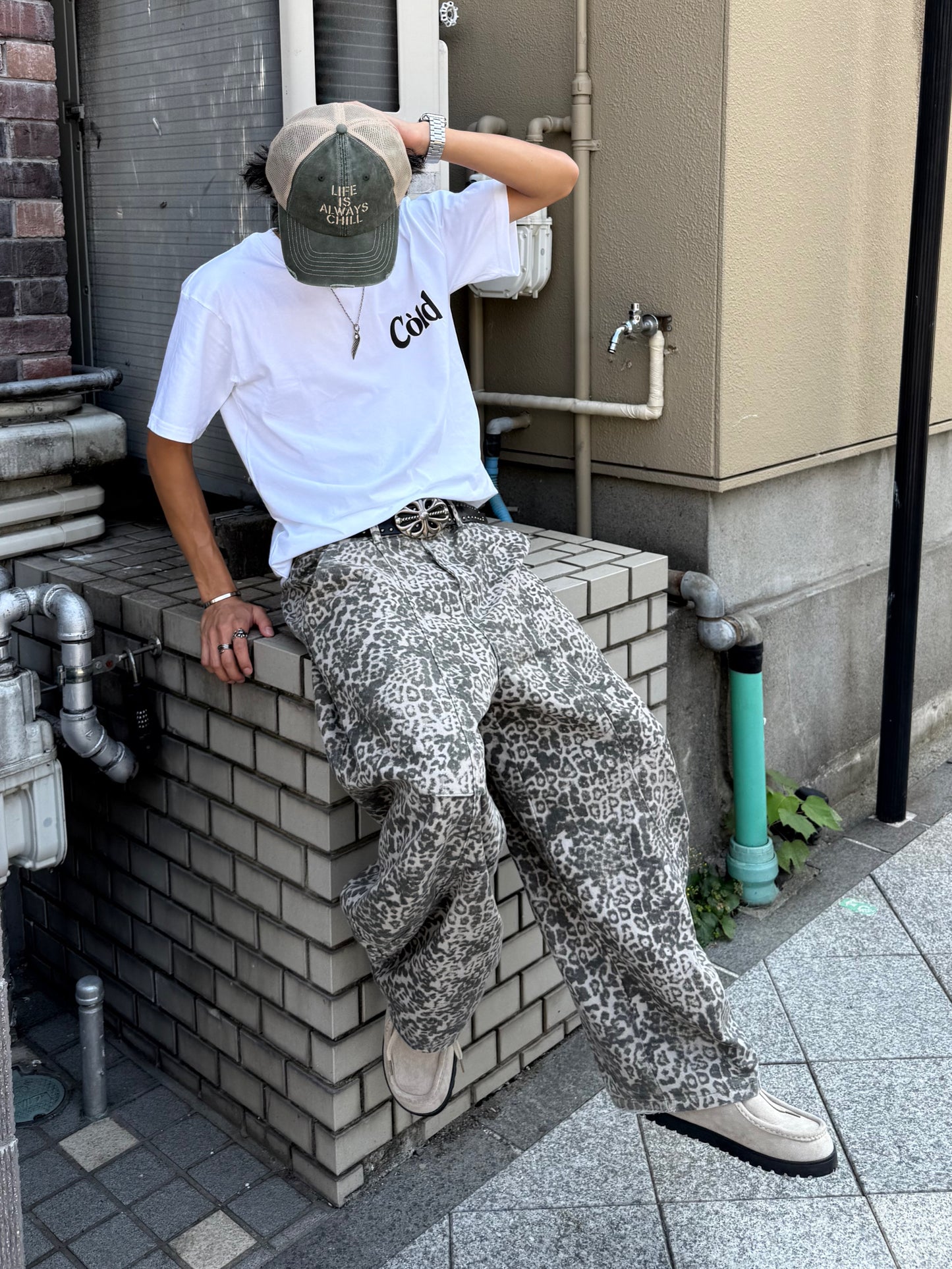 ライトグレーレオパードパンツ DPB90013