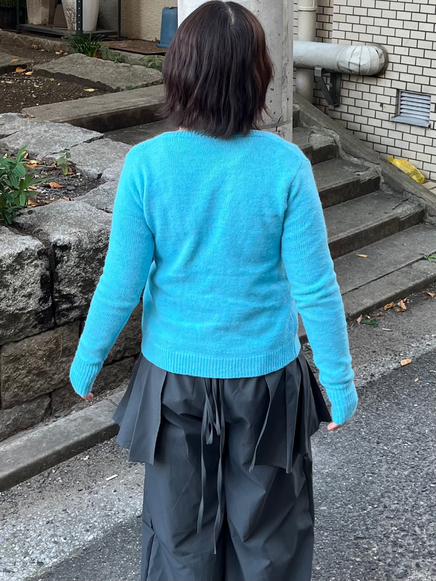 ブルーボタンカーディガン DPB97036