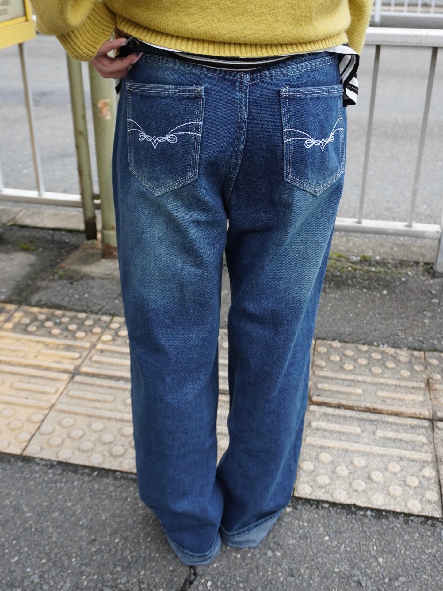 ストレートウォッシュデニムパンツ DPB85346