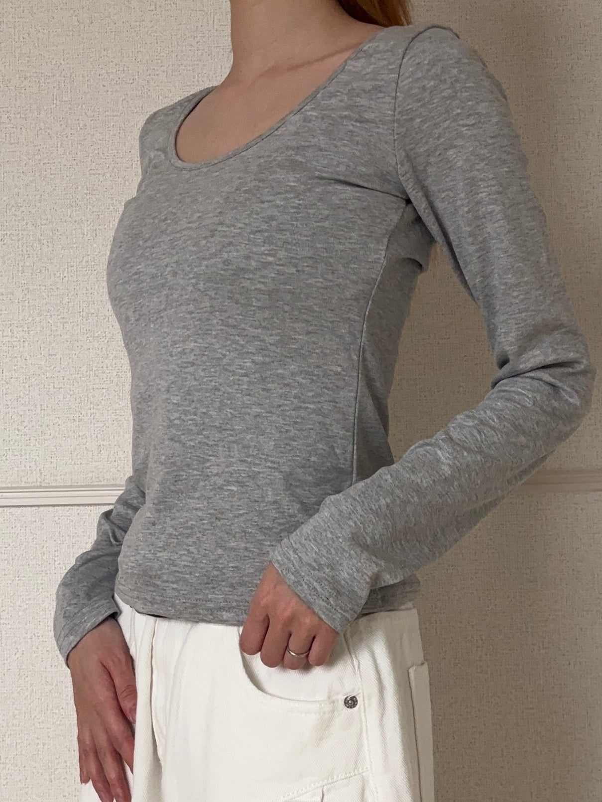 グレーラウンドネックTシャツ DPB88212