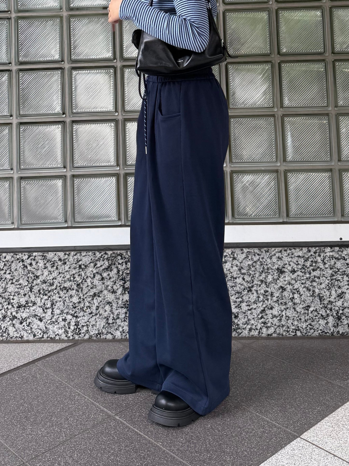 フロントポケット付きスウェットパンツ DPB93030