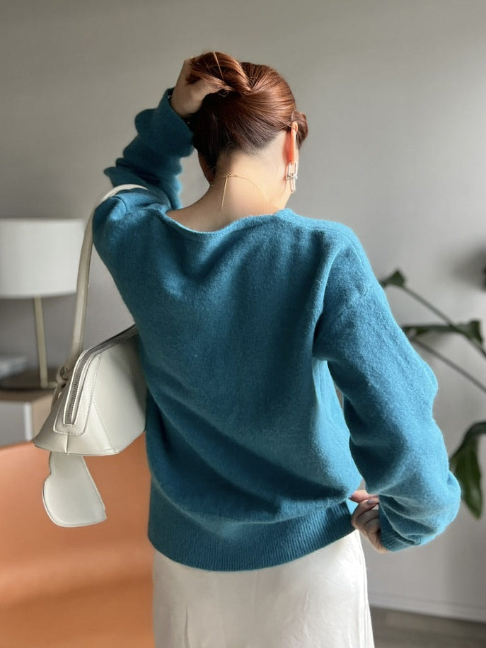 Vネックニットトップス DPB56339