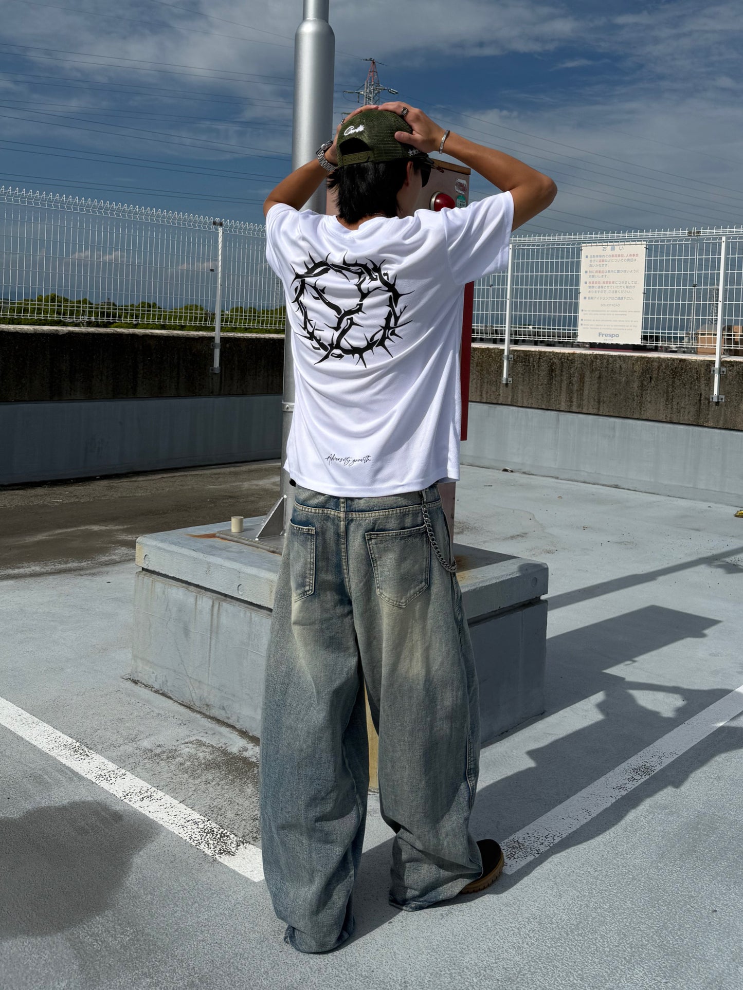 バーブワイヤーデザインTシャツ DPB90194