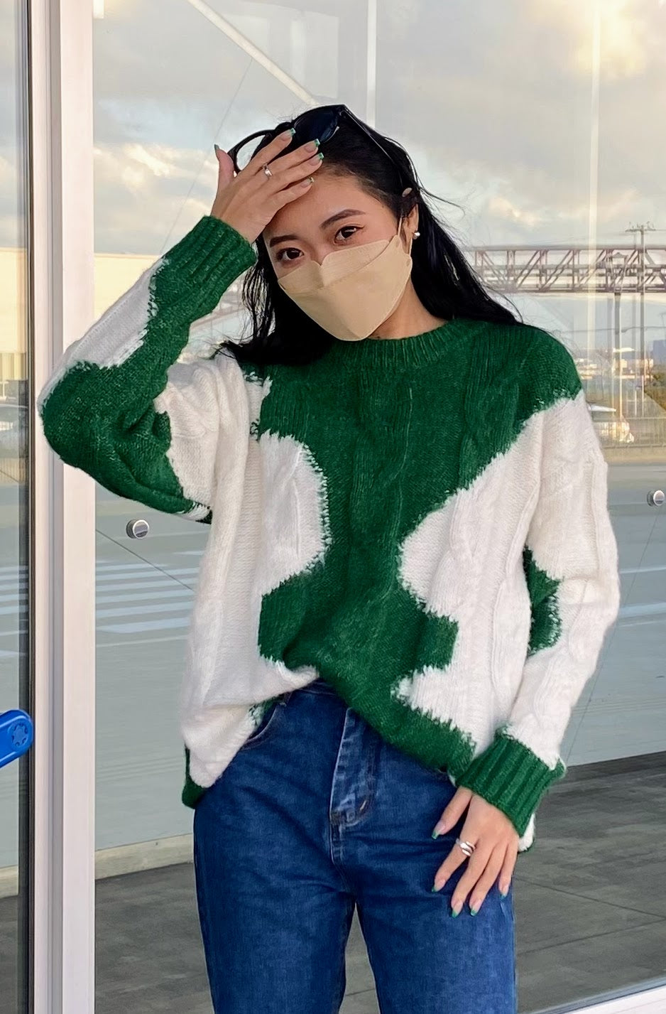 GREEN